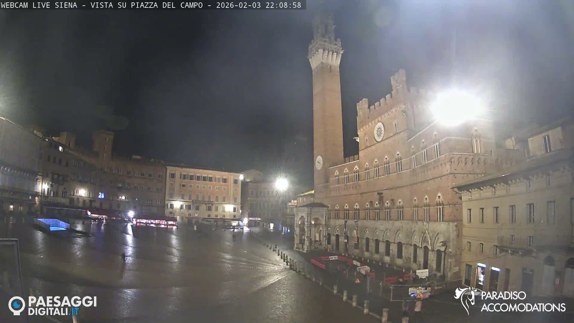 Siena , Piazza del Campo II Square Live Cam - Tuscany, Italy