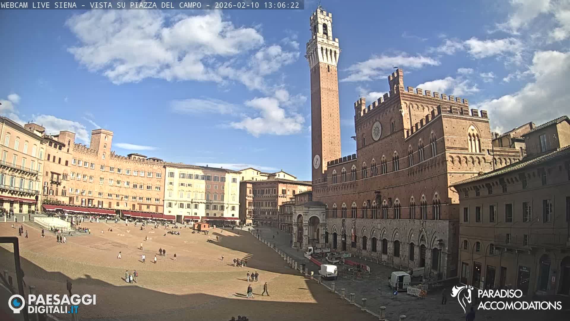 Siena , Piazza del Campo II Square Live Cam - Tuscany, Italy