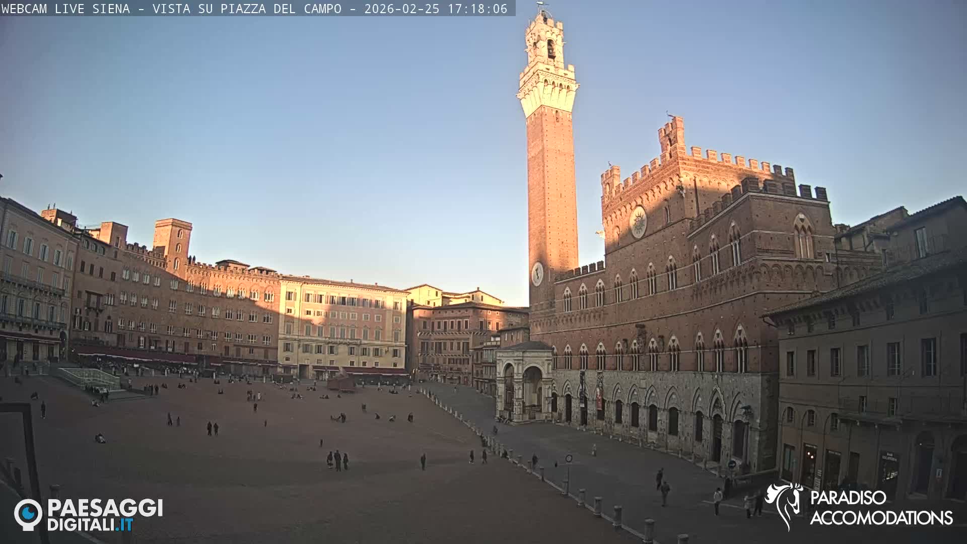 Siena , Piazza del Campo II Square Live Cam - Tuscany, Italy