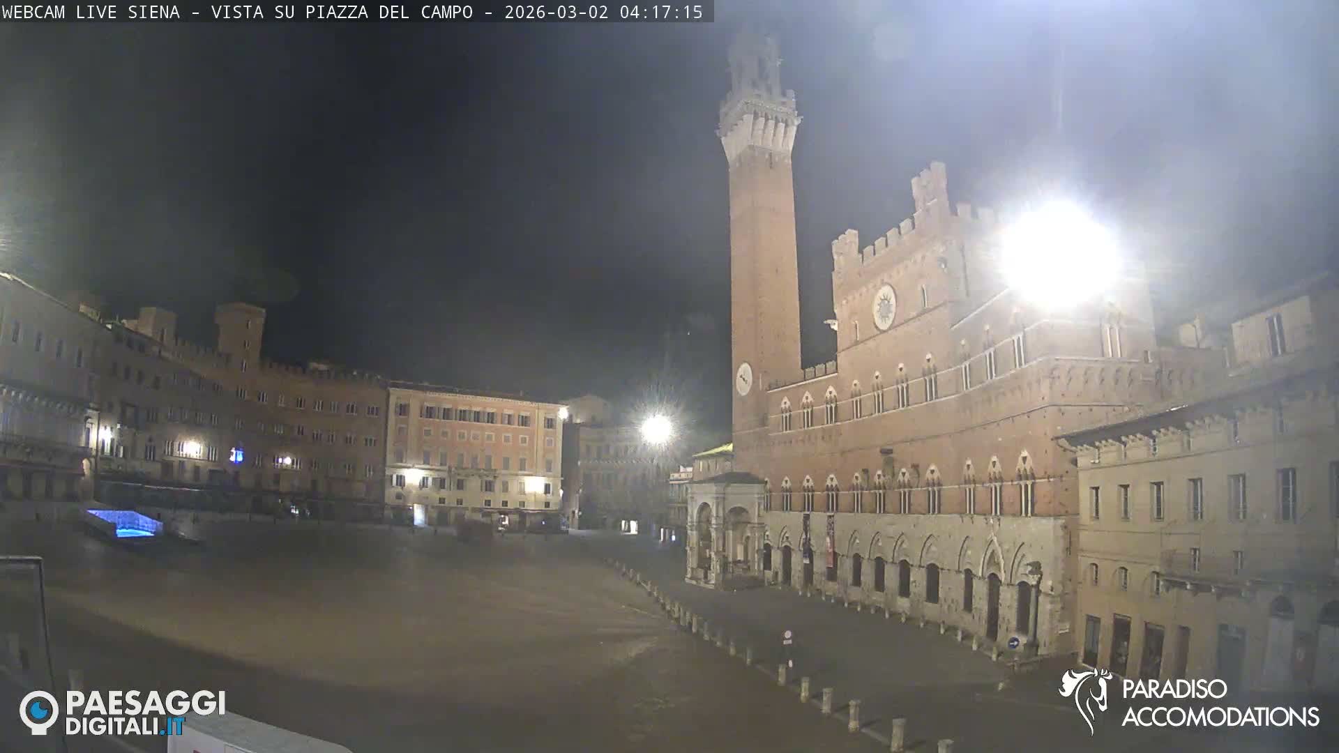 Siena , Piazza del Campo II Square Live Cam - Tuscany, Italy