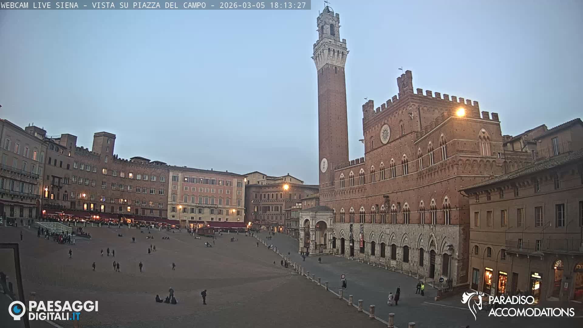 Siena , Piazza del Campo II Square Live Cam - Tuscany, Italy