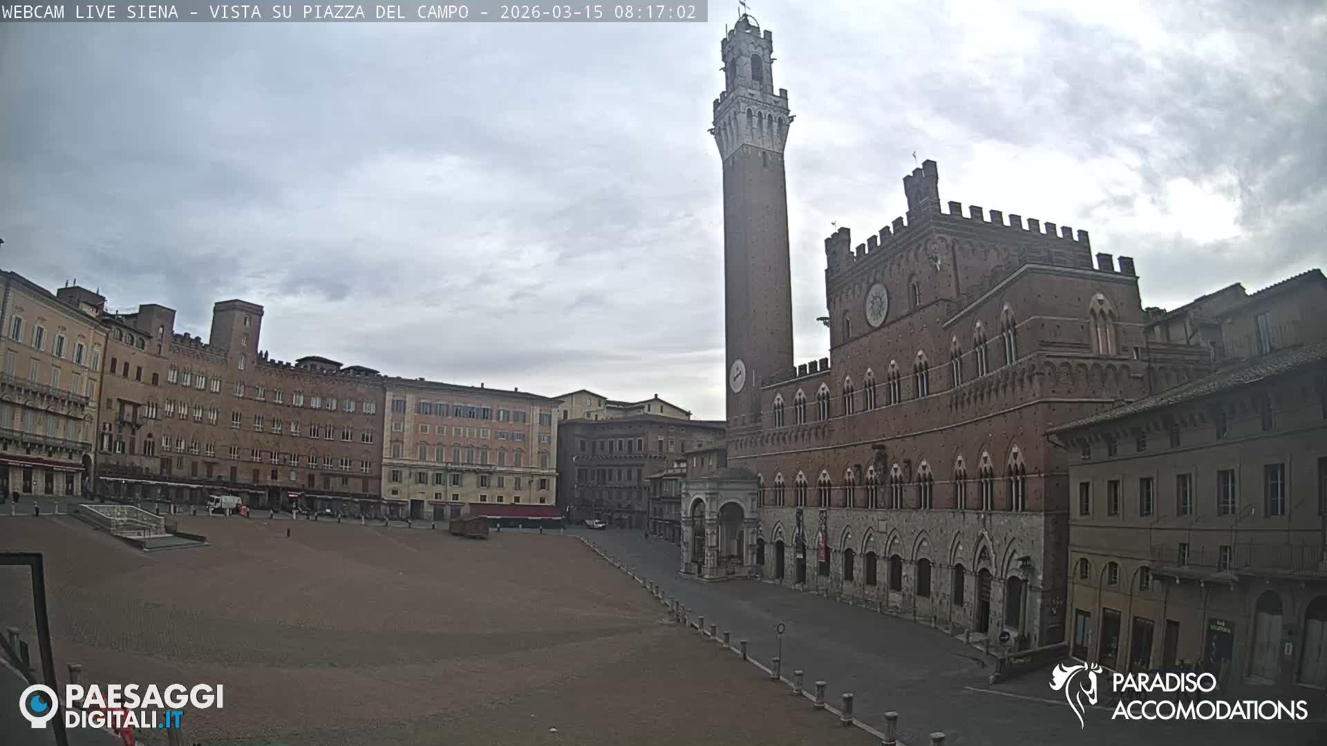 Siena , Piazza del Campo II Square Live Cam - Tuscany, Italy