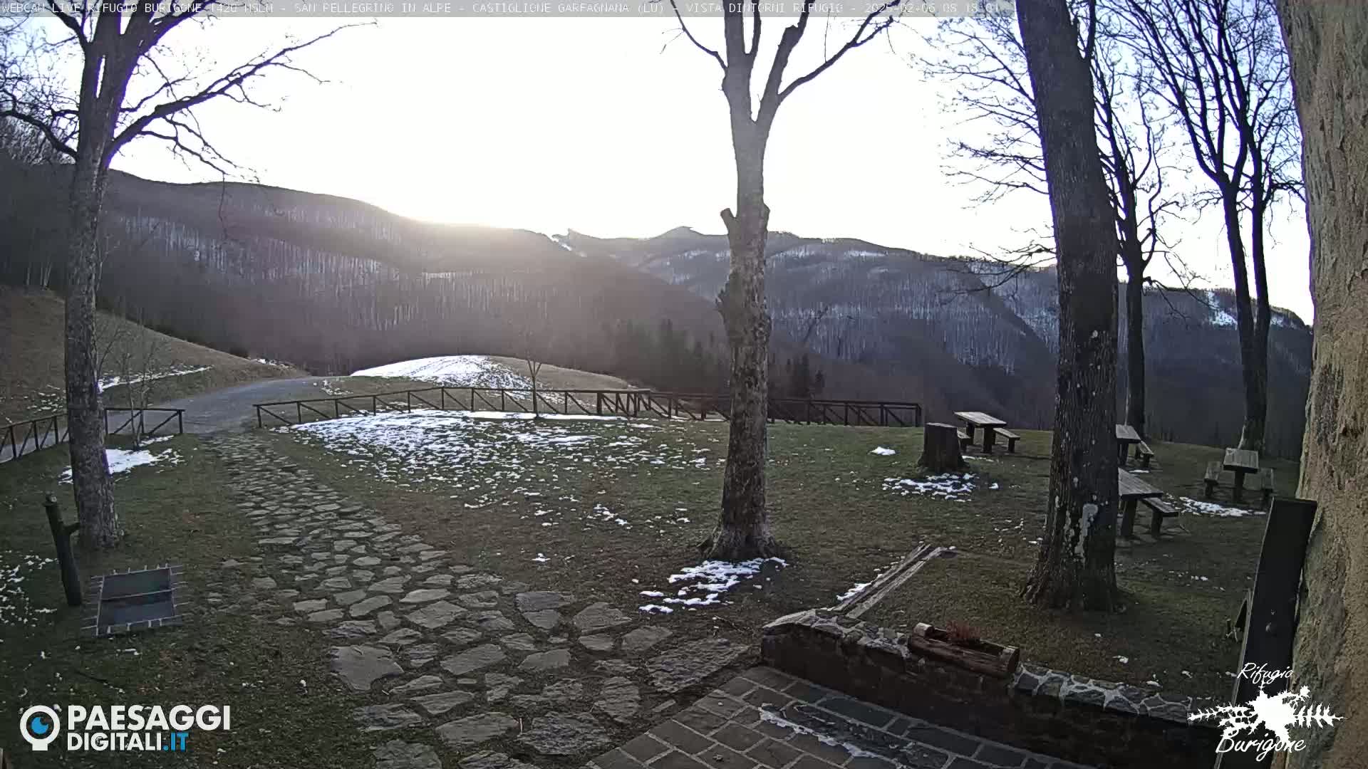  Garfagnana, Rifugio Burigone  Live Cam - Lucca, Tuscany, Italy