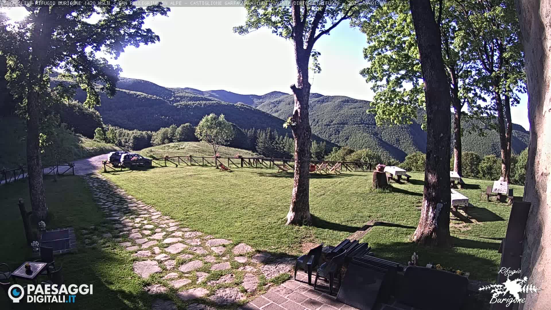  Garfagnana, Rifugio Burigone  Live Cam - Lucca, Tuscany, Italy