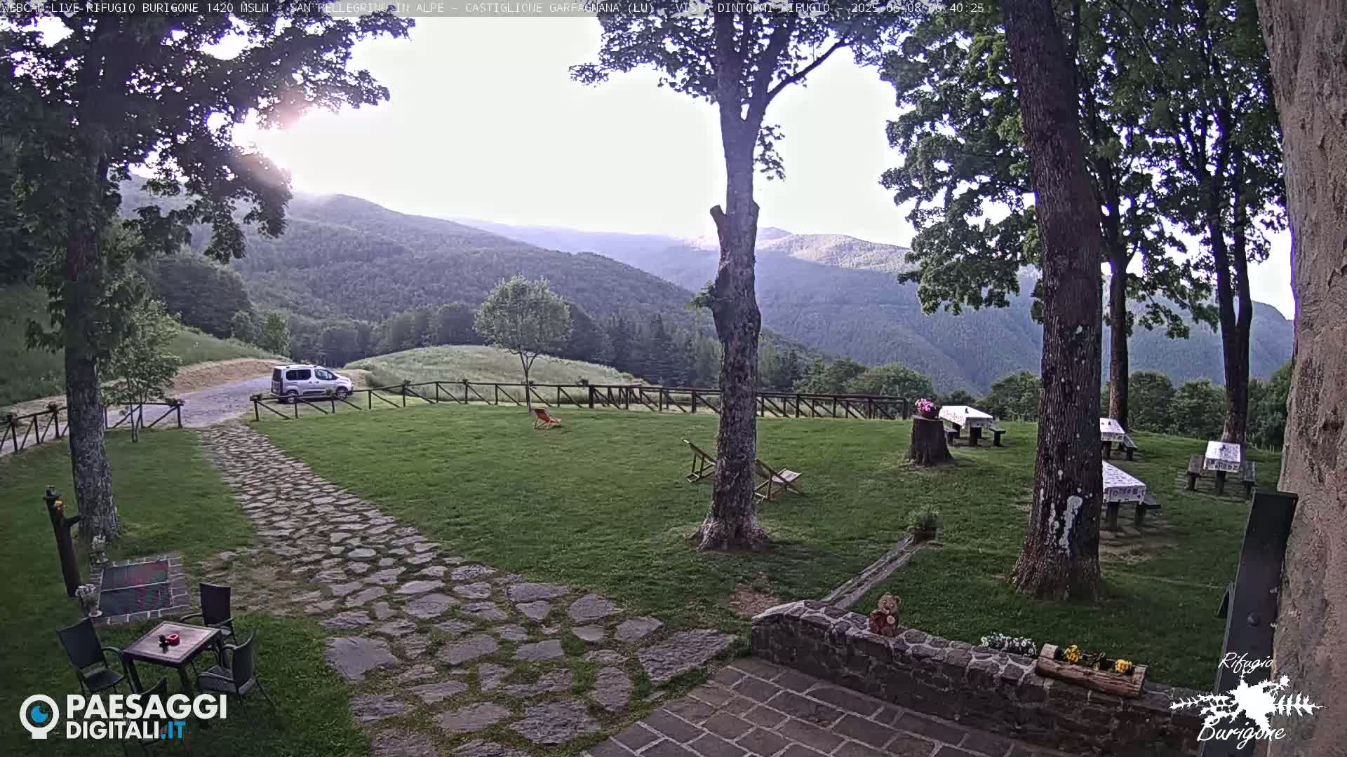  Garfagnana, Rifugio Burigone  Live Cam - Lucca, Tuscany, Italy