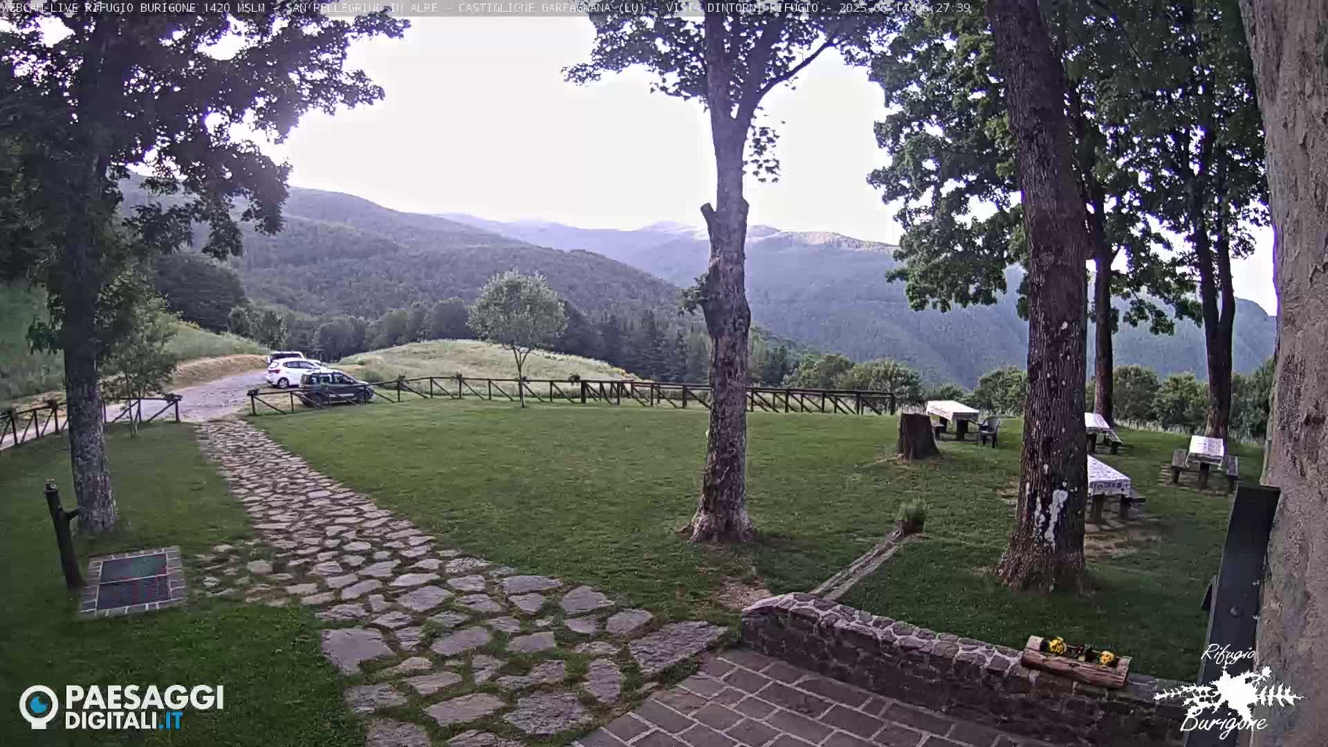  Garfagnana, Rifugio Burigone  Live Cam - Lucca, Tuscany, Italy