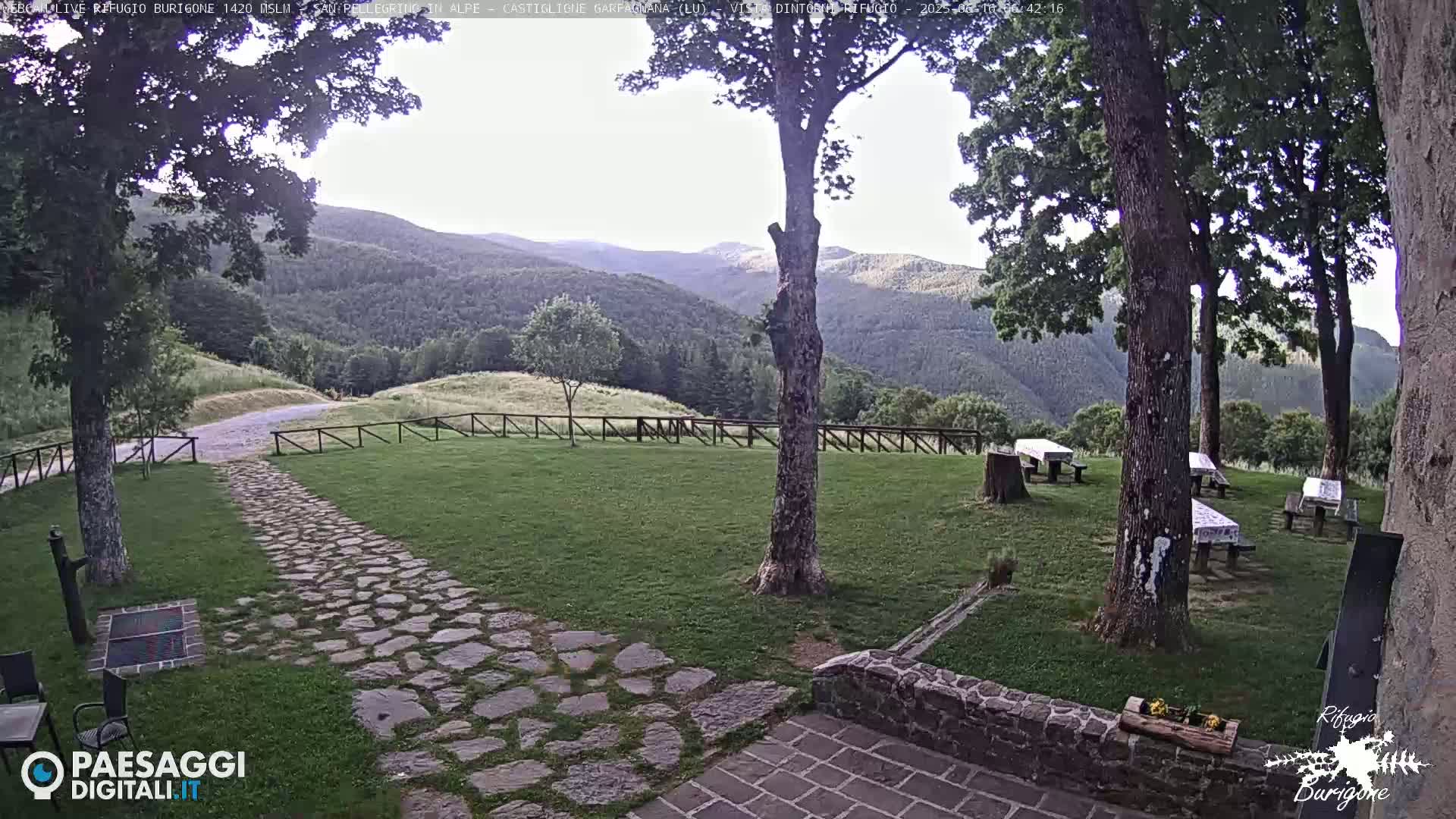 Garfagnana, Rifugio Burigone  Live Cam - Lucca, Tuscany, Italy