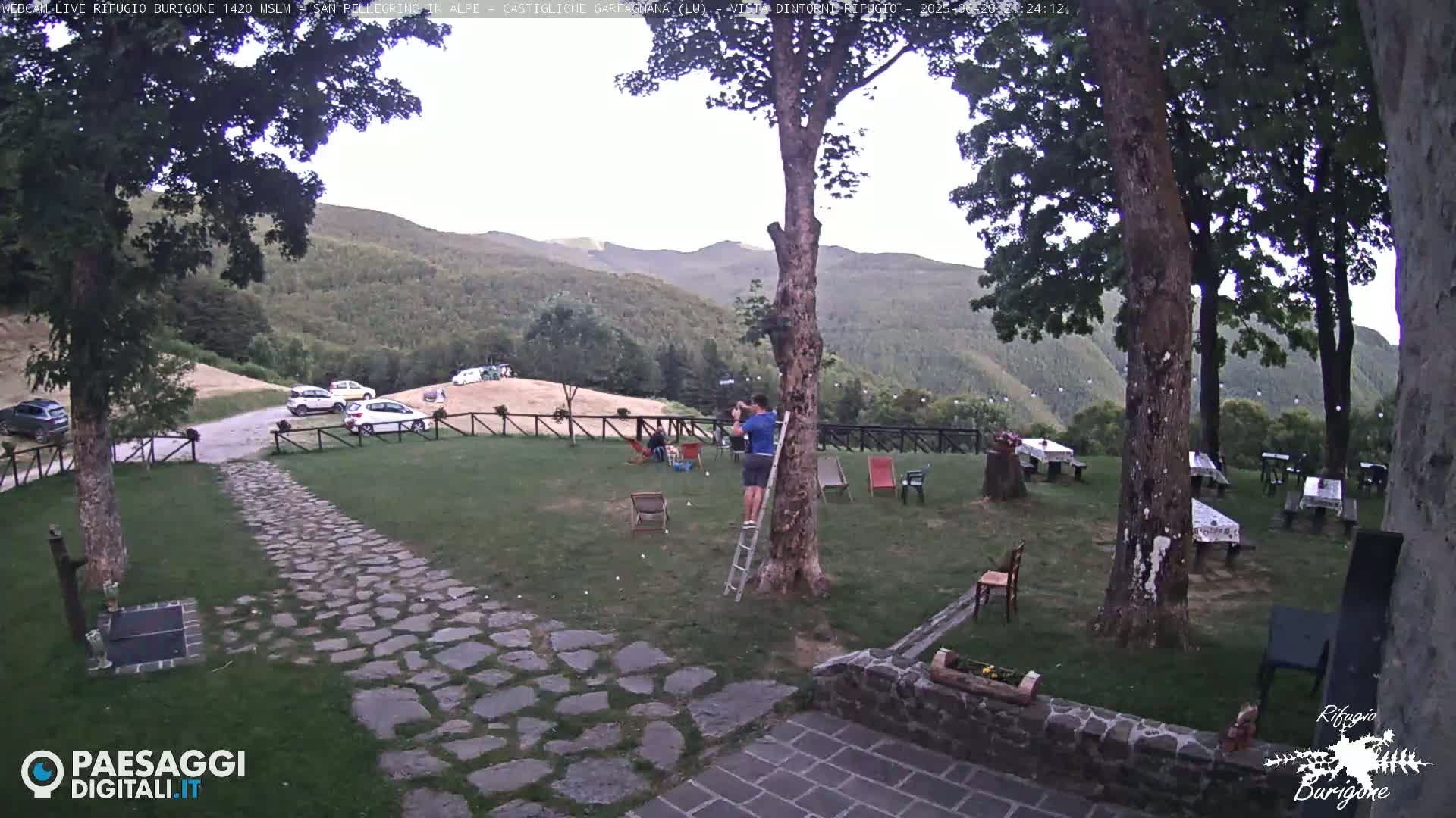 Garfagnana, Rifugio Burigone  Live Cam - Lucca, Tuscany, Italy