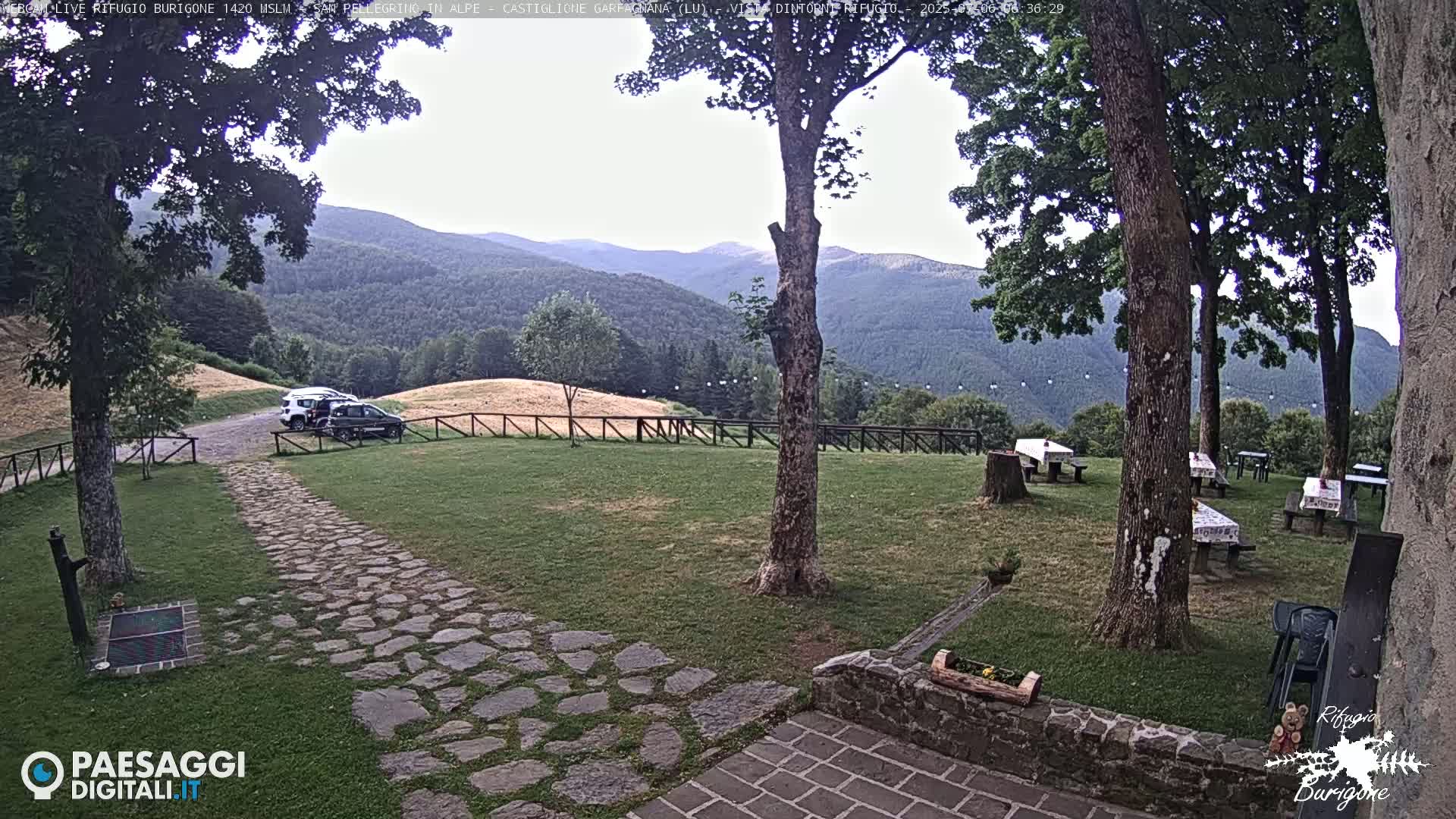 Garfagnana, Rifugio Burigone  Live Cam - Lucca, Tuscany, Italy