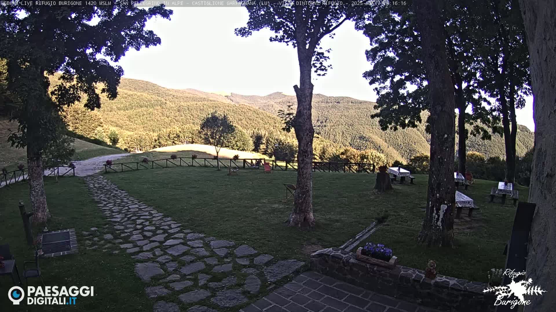 Garfagnana, Rifugio Burigone  Live Cam - Lucca, Tuscany, Italy