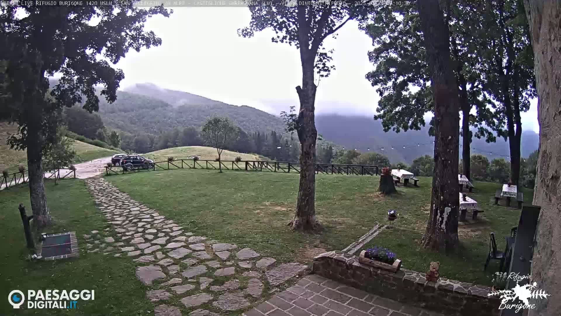 Garfagnana, Rifugio Burigone  Live Cam - Lucca, Tuscany, Italy