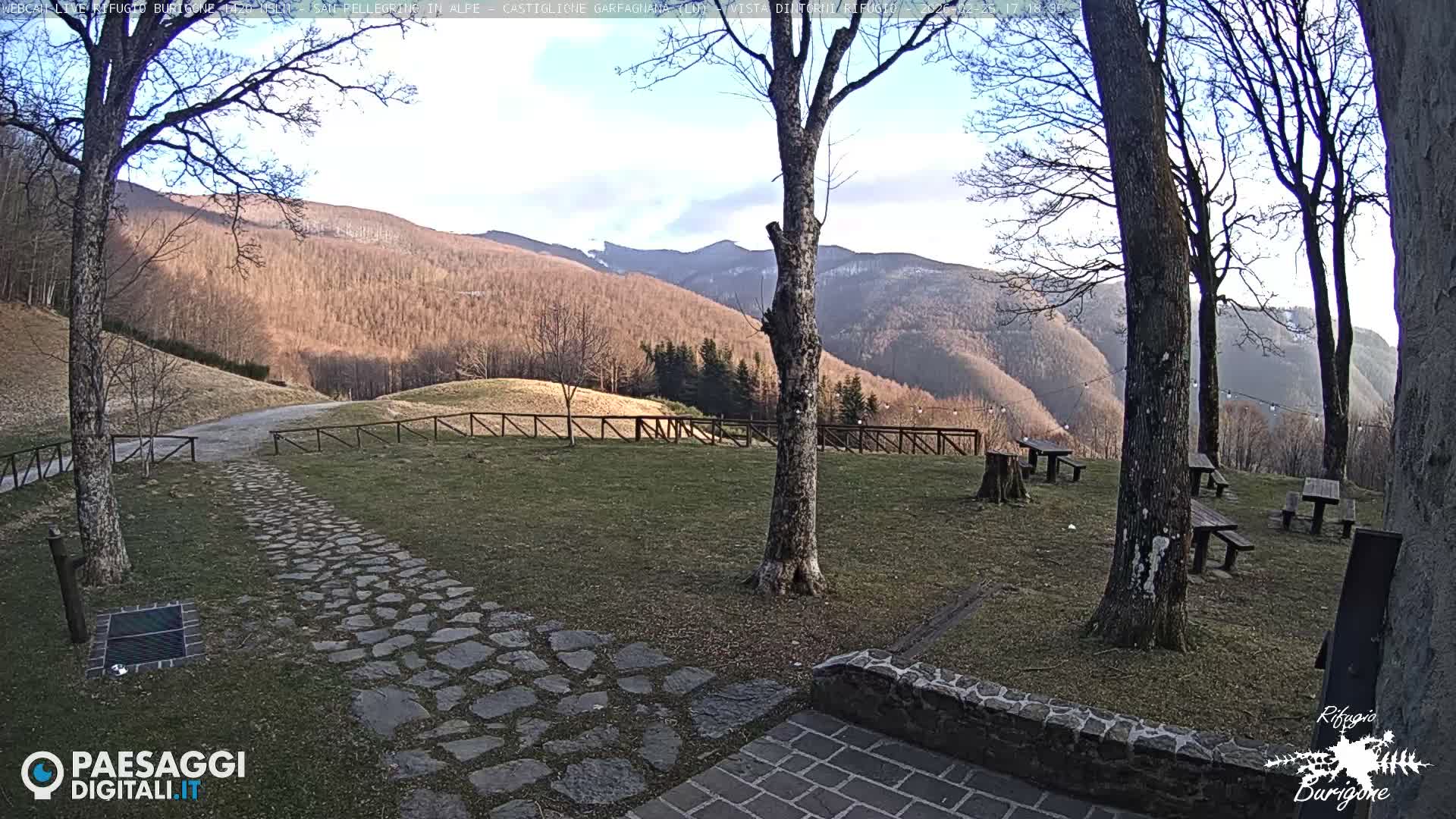 Garfagnana, Rifugio Burigone  Live Cam - Lucca, Tuscany, Italy