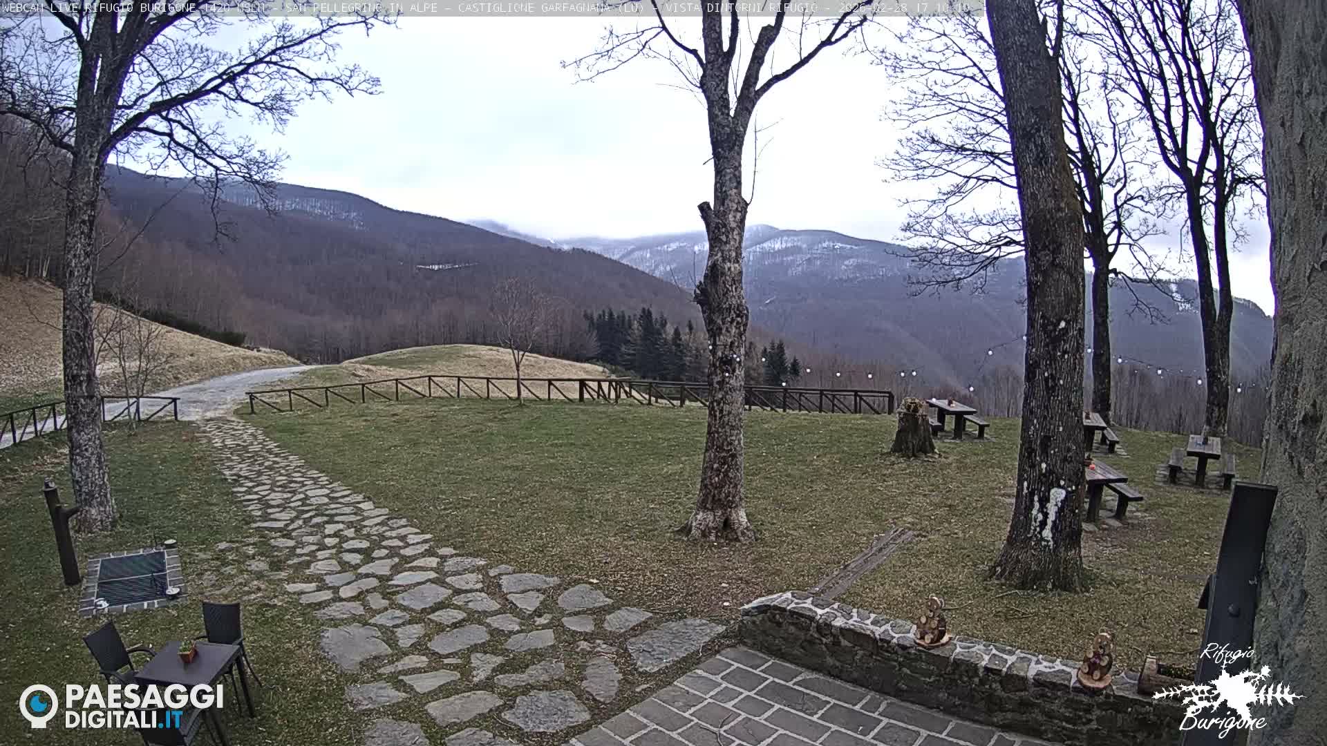 Garfagnana, Rifugio Burigone  Live Cam - Lucca, Tuscany, Italy