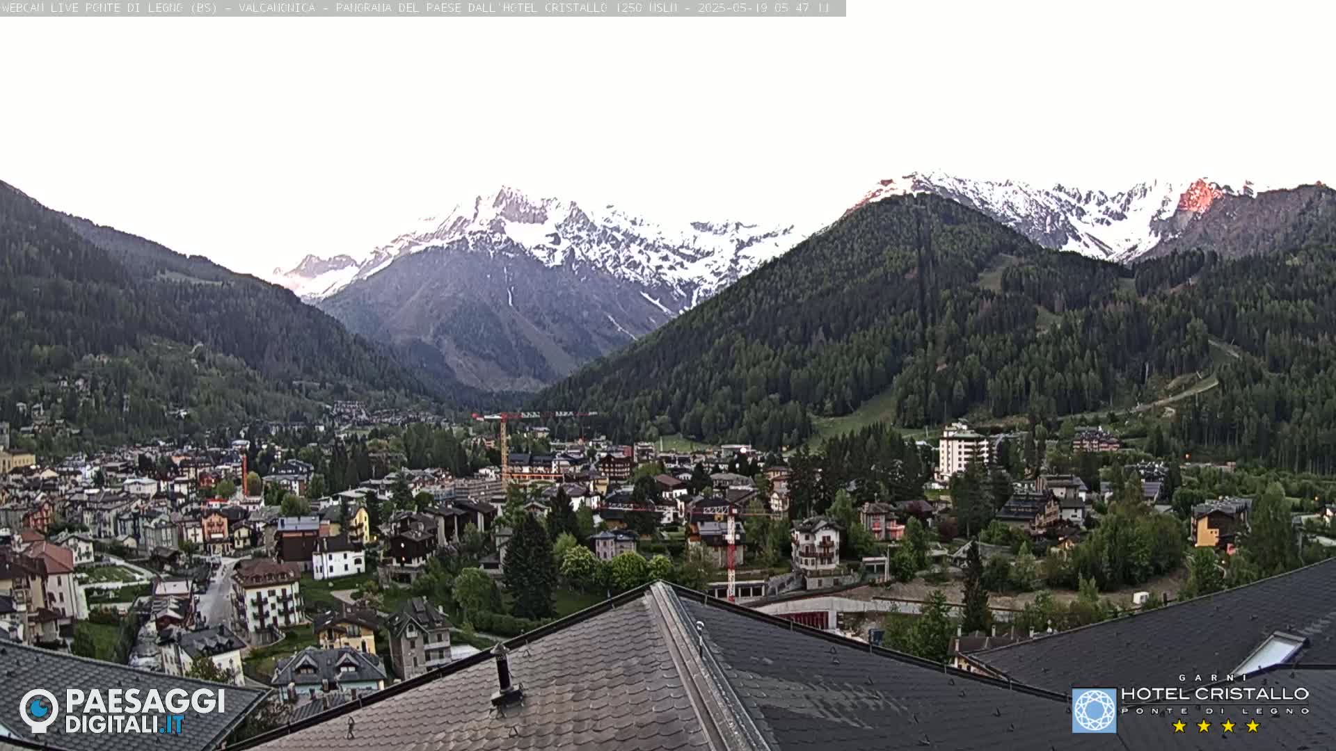 Ponte di Legno Live Cam - Brescia, Lombardy, Italy