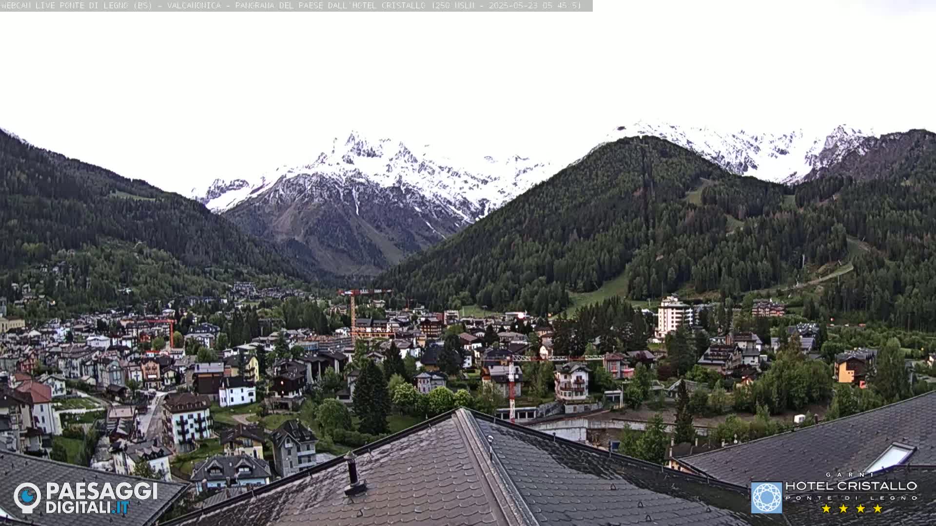 Ponte di Legno Live Cam - Brescia, Lombardy, Italy