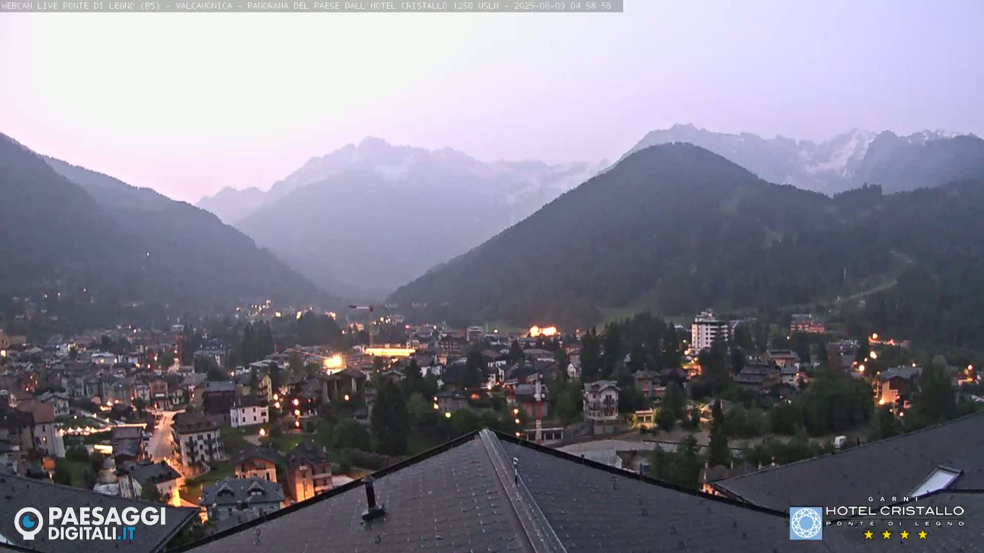 Ponte di Legno Live Cam - Brescia, Lombardy, Italy