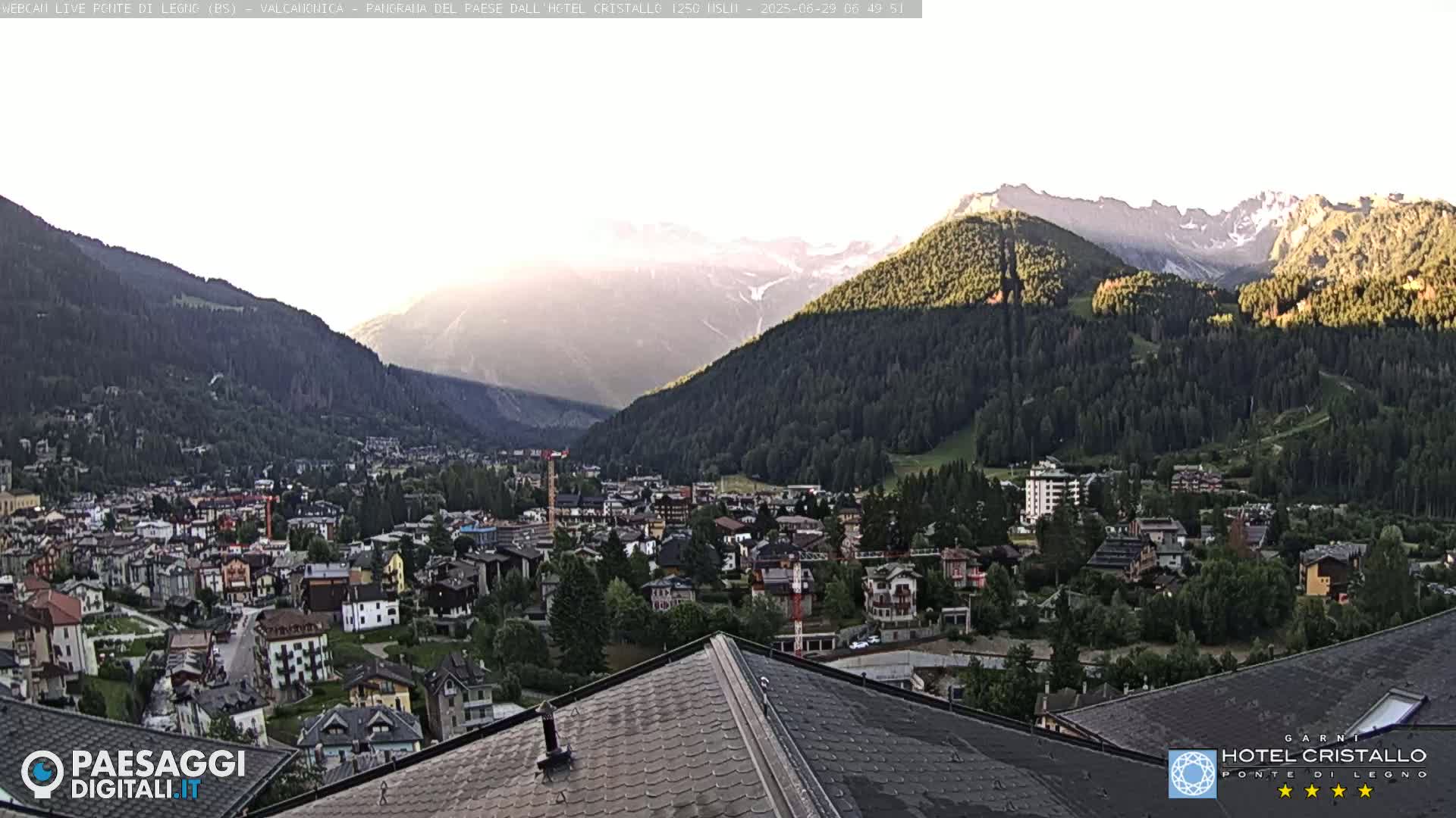 Ponte di Legno Live Cam - Brescia, Lombardy, Italy