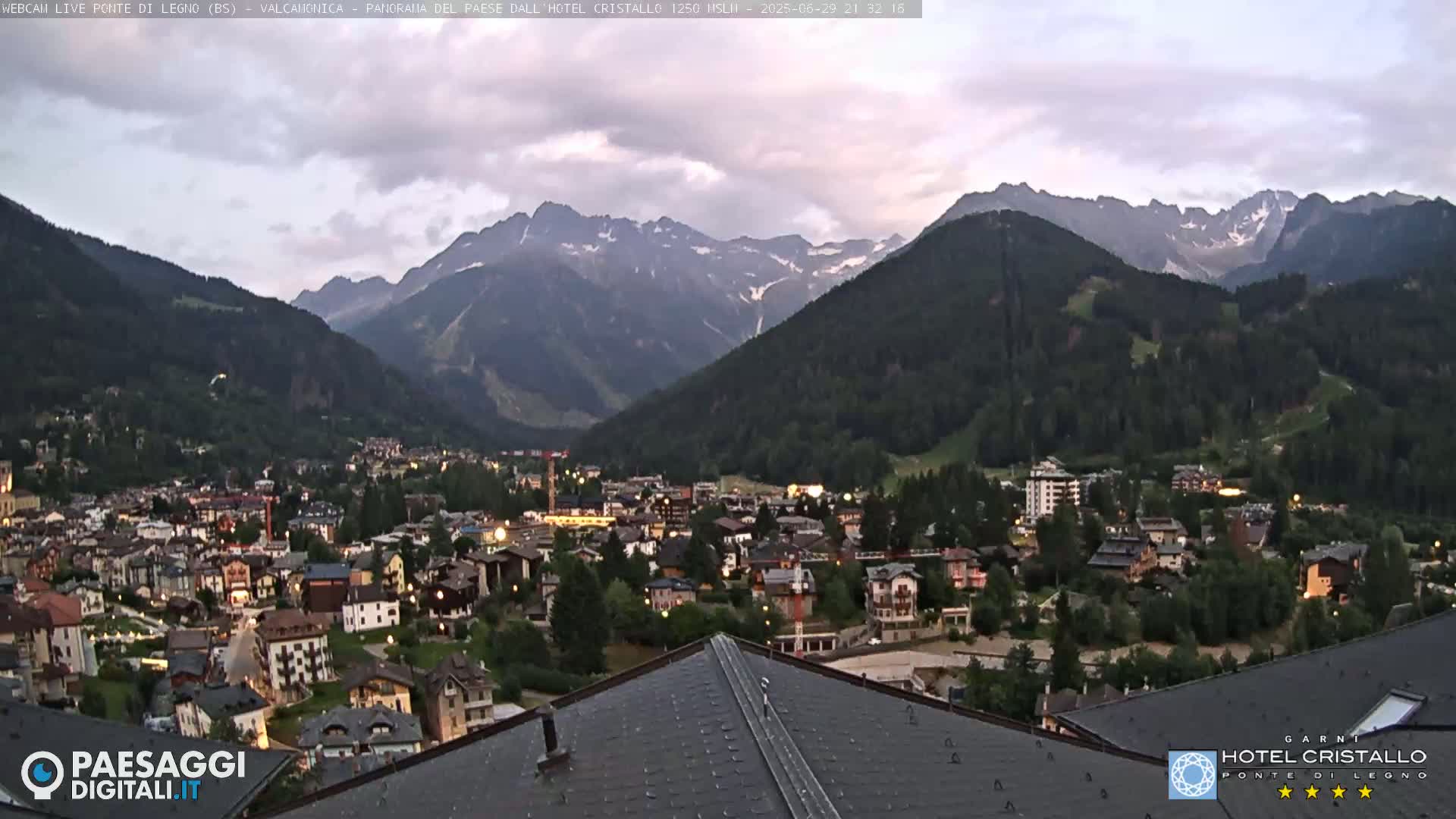 Ponte di Legno Live Cam - Brescia, Lombardy, Italy