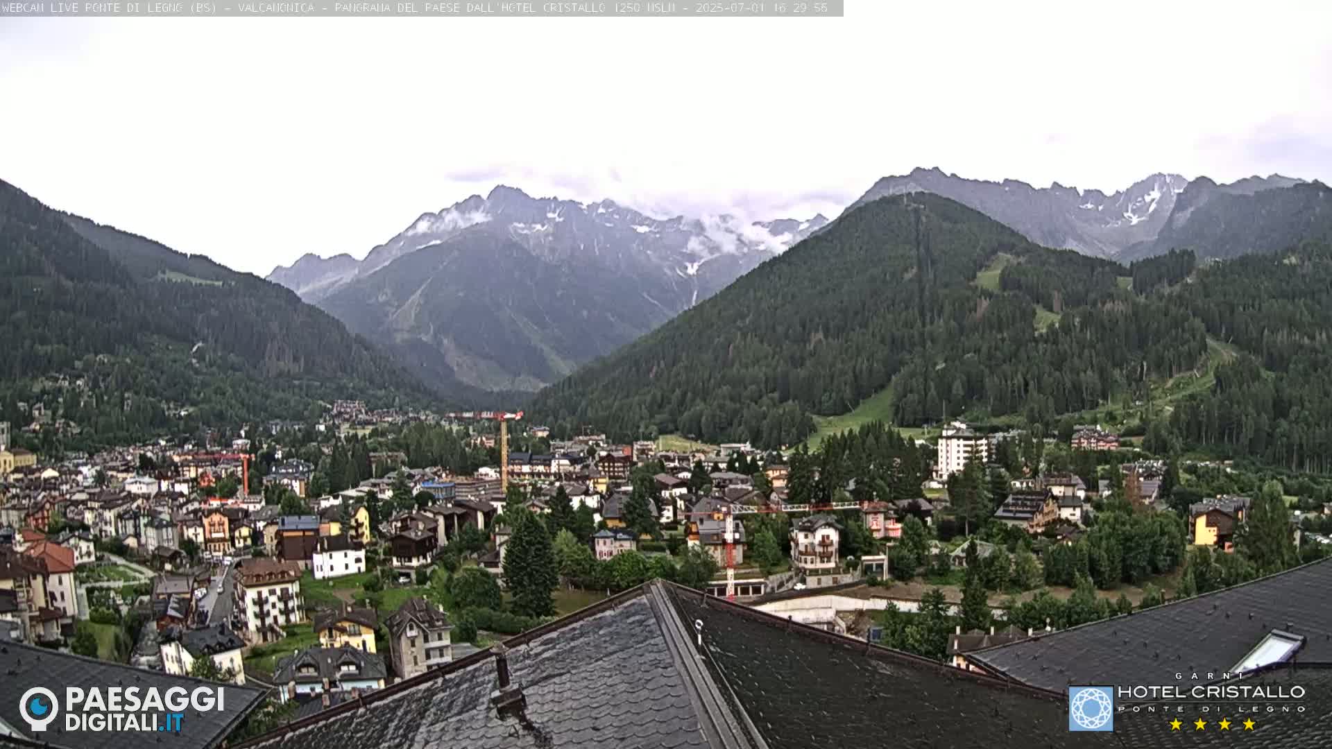 Ponte di Legno Live Cam - Brescia, Lombardy, Italy