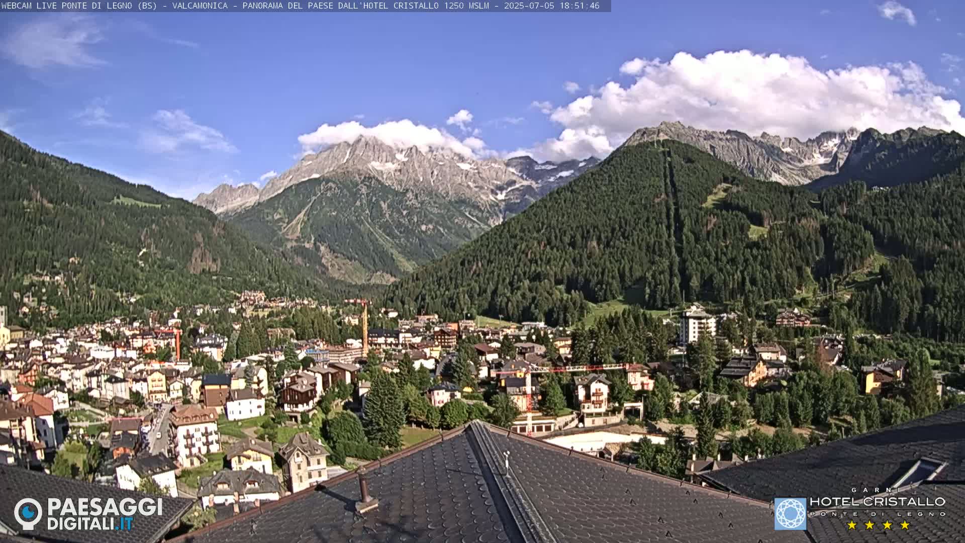 Ponte di Legno Live Cam - Brescia, Lombardy, Italy