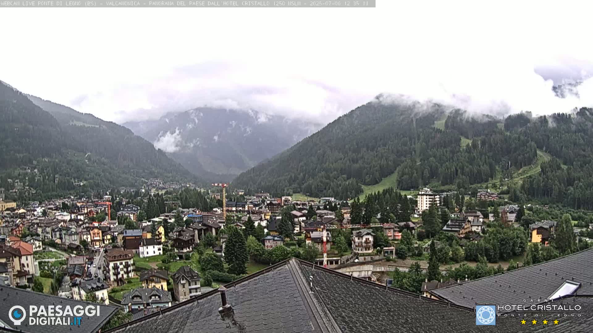 Ponte di Legno Live Cam - Brescia, Lombardy, Italy