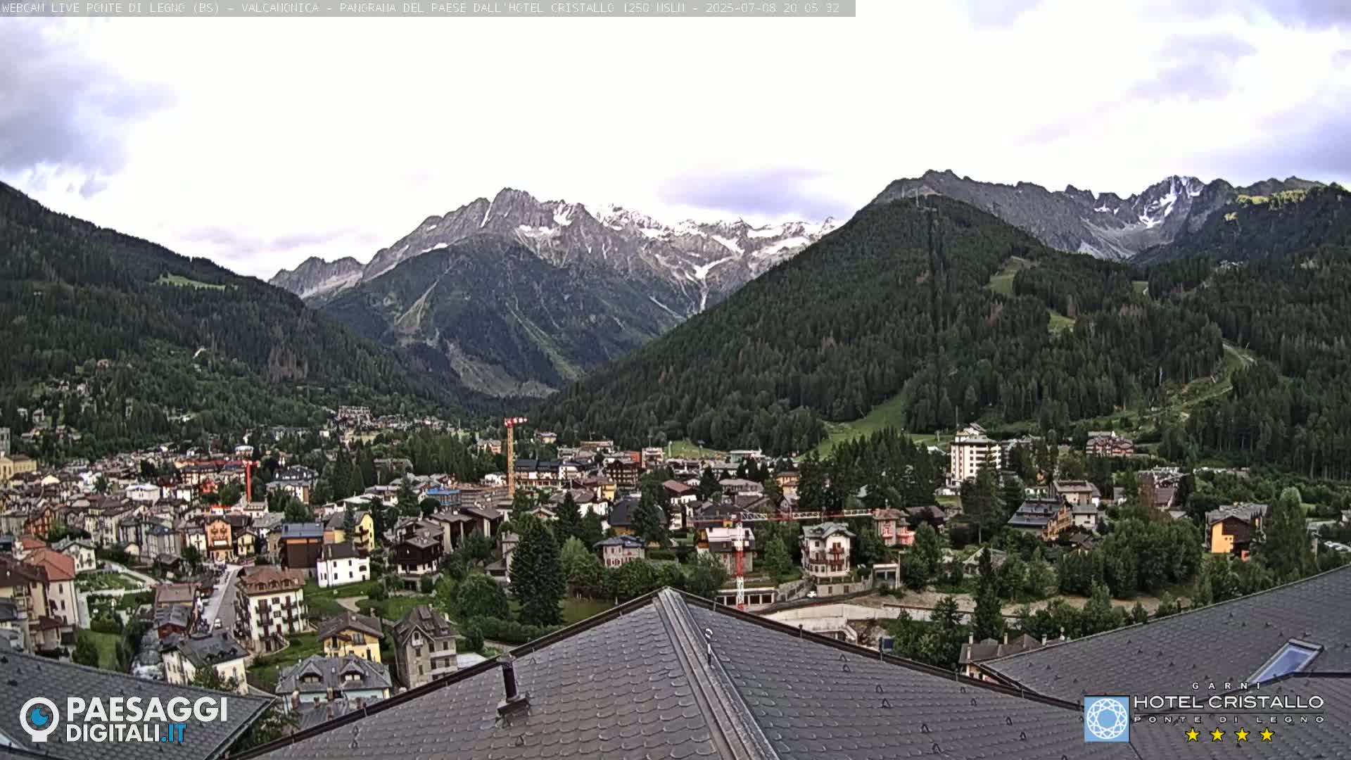 Ponte di Legno Live Cam - Brescia, Lombardy, Italy