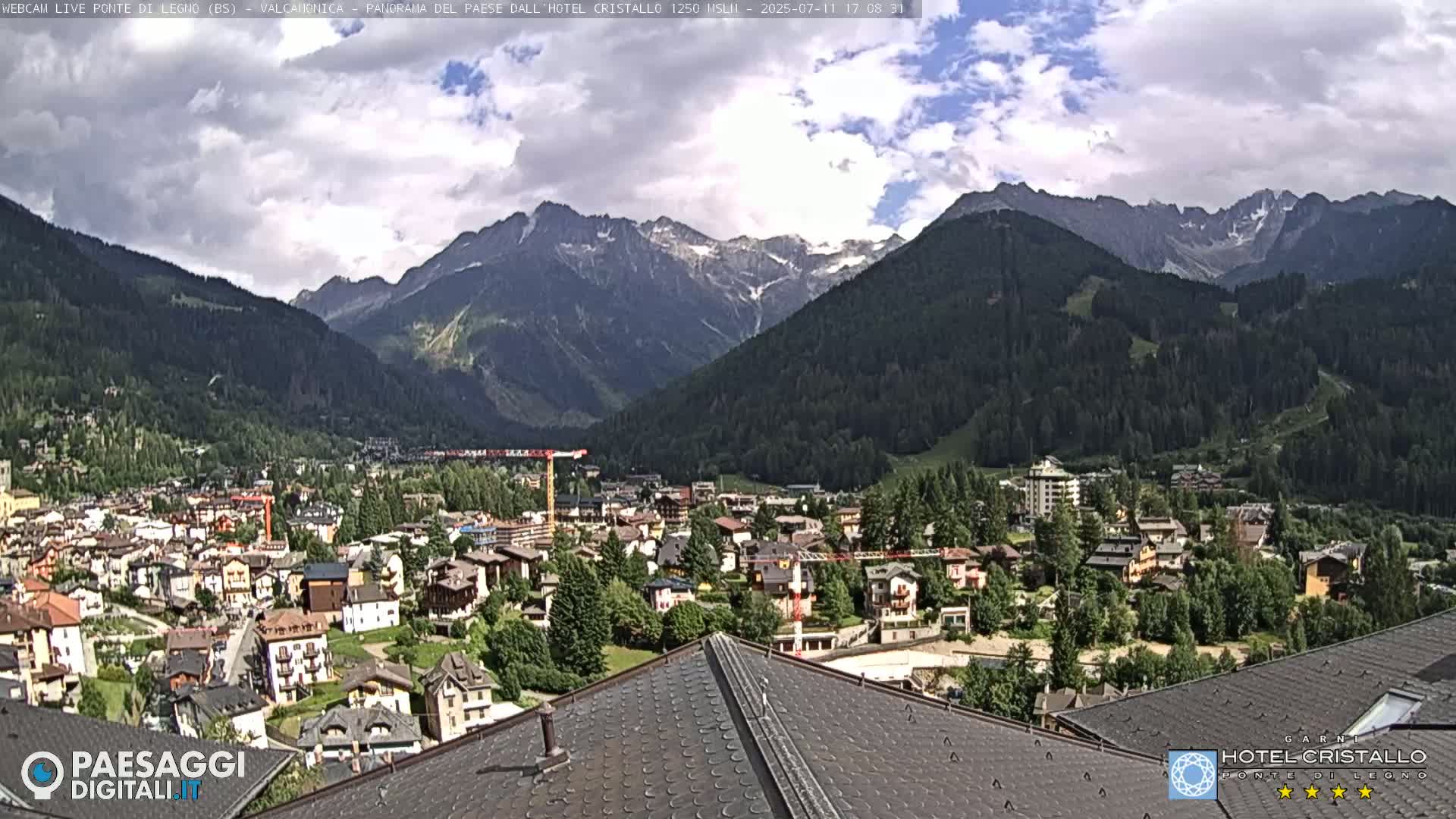 Ponte di Legno Live Cam - Brescia, Lombardy, Italy
