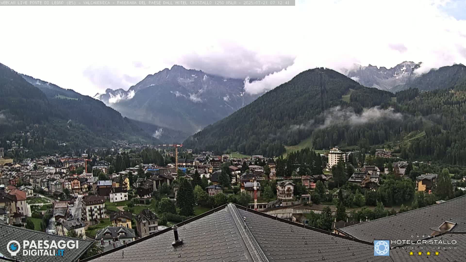 Ponte di Legno Live Cam - Brescia, Lombardy, Italy