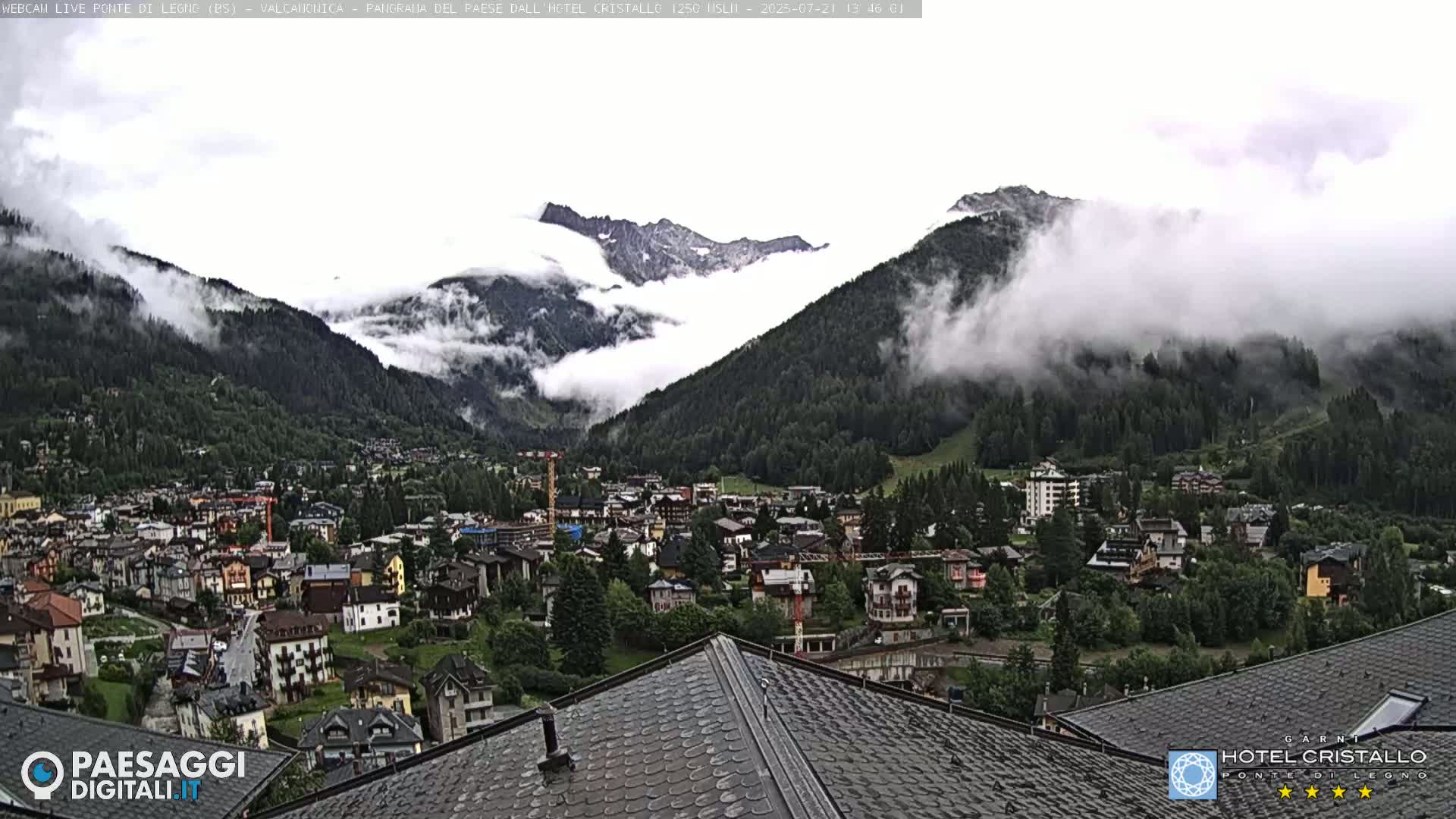 Ponte di Legno Live Cam - Brescia, Lombardy, Italy
