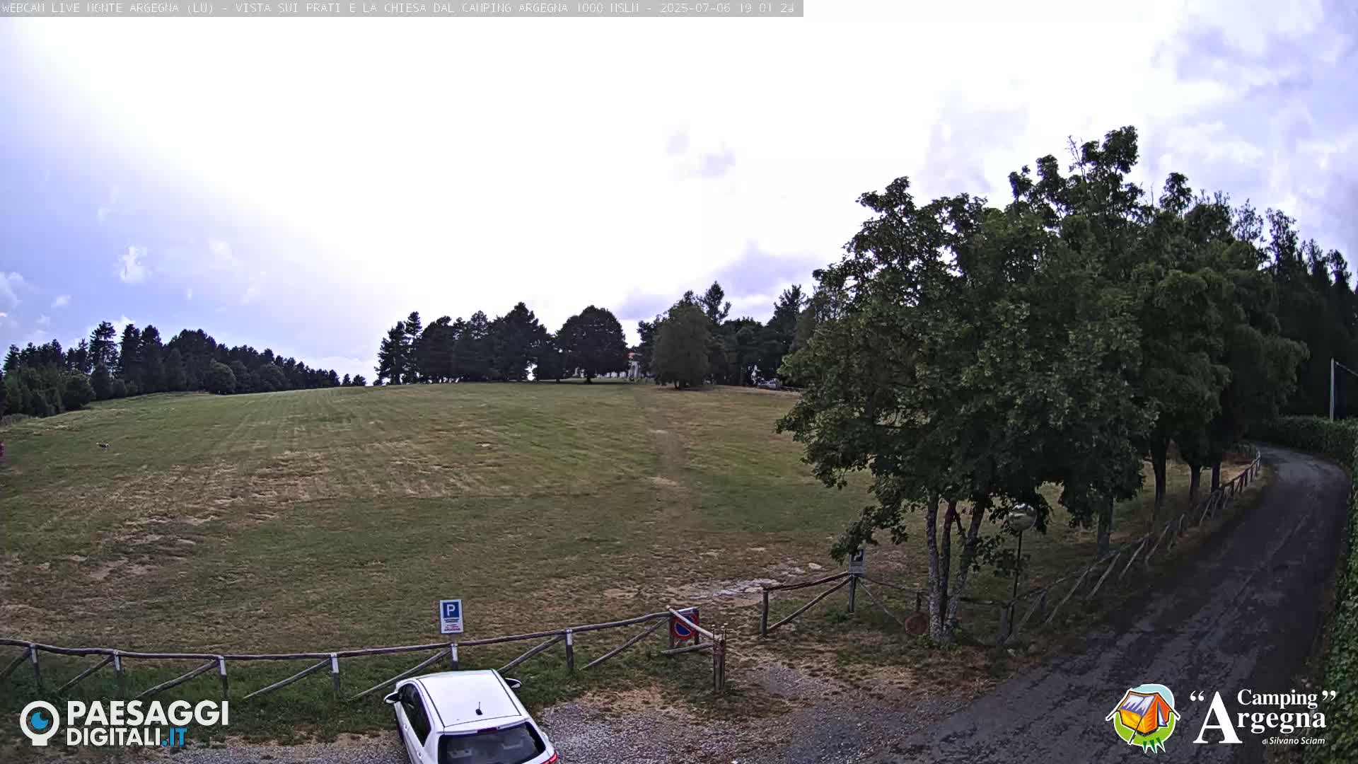 Monte Argegna Live Cam - Lucca, Tuscany, Italy