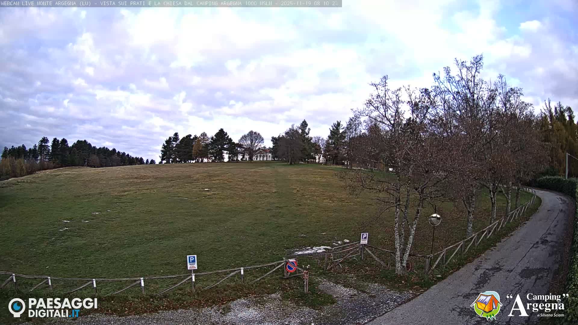 Monte Argegna Live Cam - Lucca, Tuscany, Italy