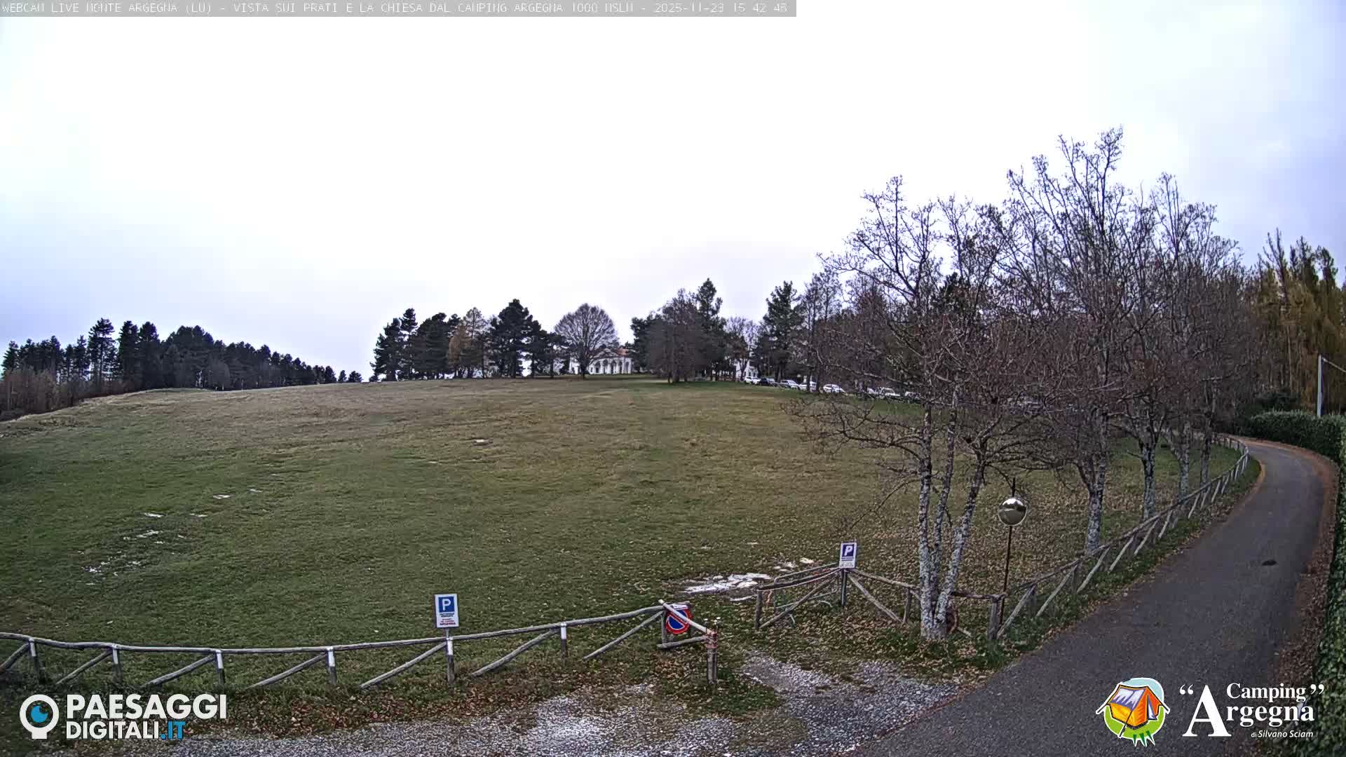 Monte Argegna Live Cam - Lucca, Tuscany, Italy