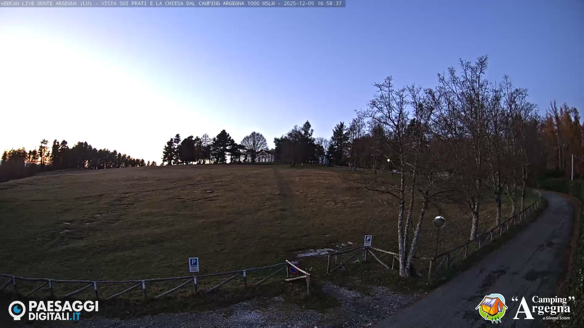 Monte Argegna Live Cam - Lucca, Tuscany, Italy
