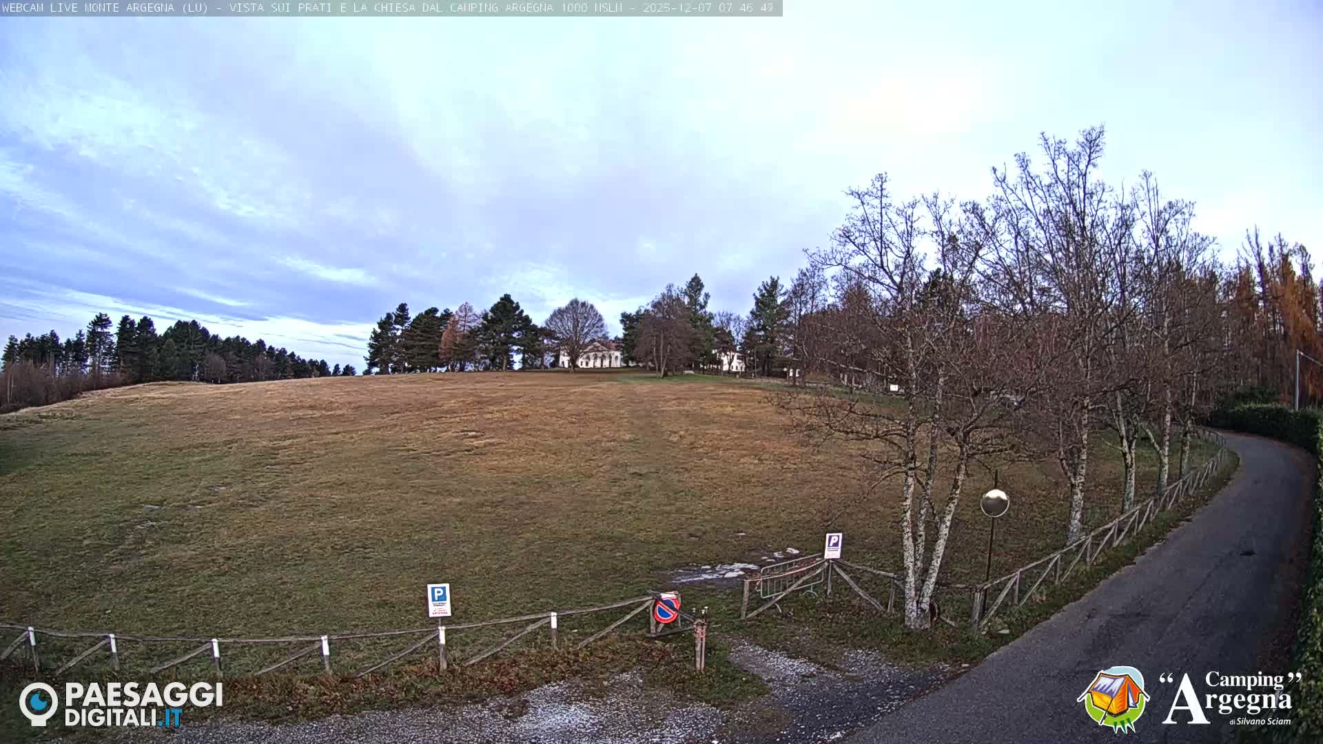 Monte Argegna Live Cam - Lucca, Tuscany, Italy