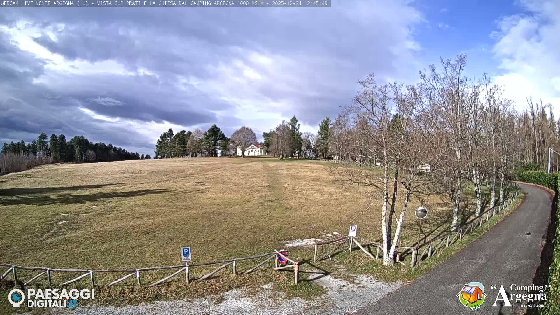 Monte Argegna Live Cam - Lucca, Tuscany, Italy