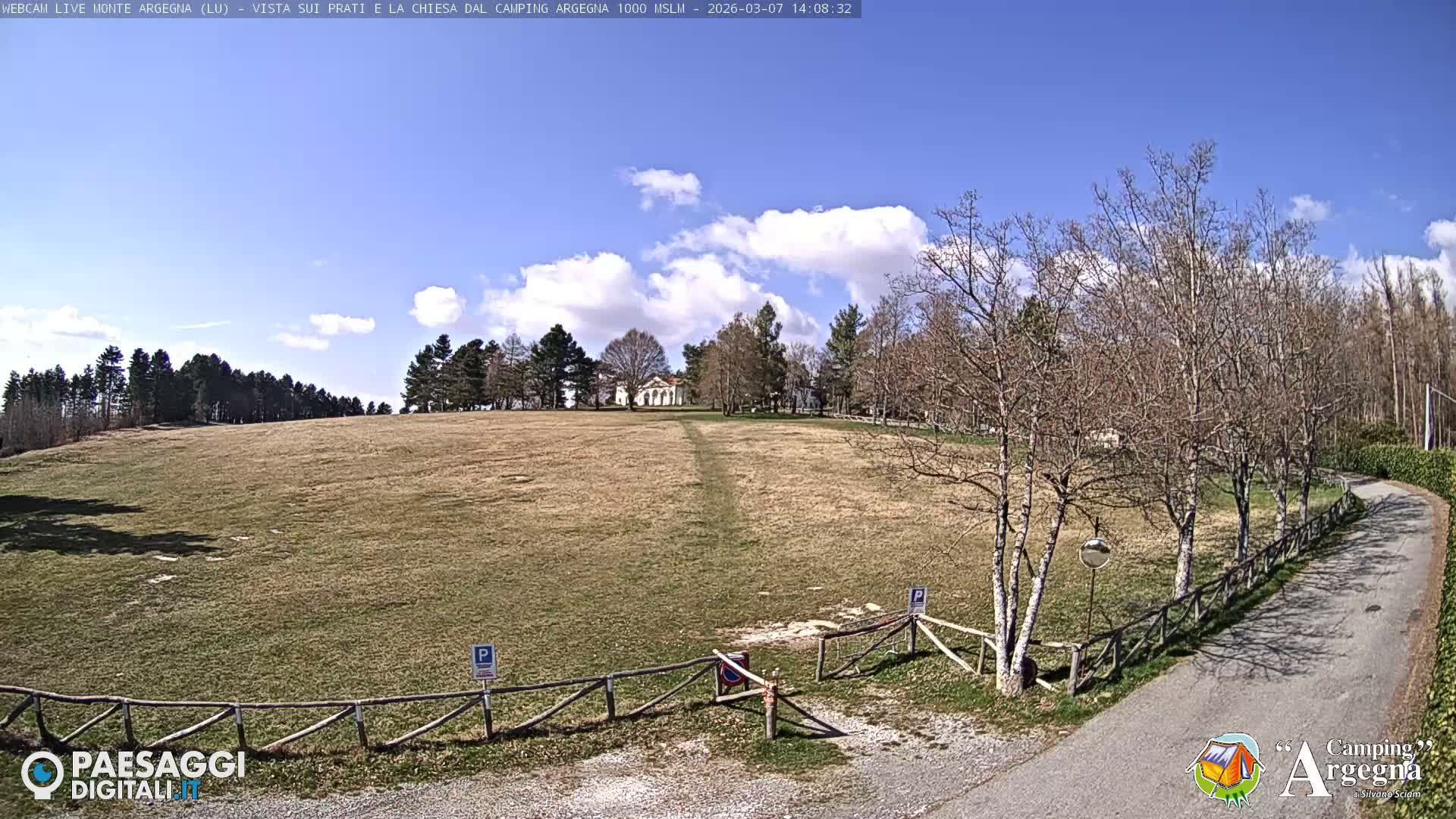 Monte Argegna Live Cam - Lucca, Tuscany, Italy