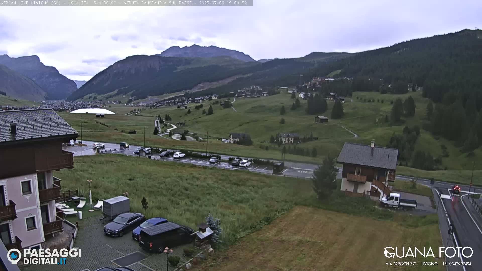 Livigno San Rocco Plateau Live Cam - Sondrio, Lombardy, Italy