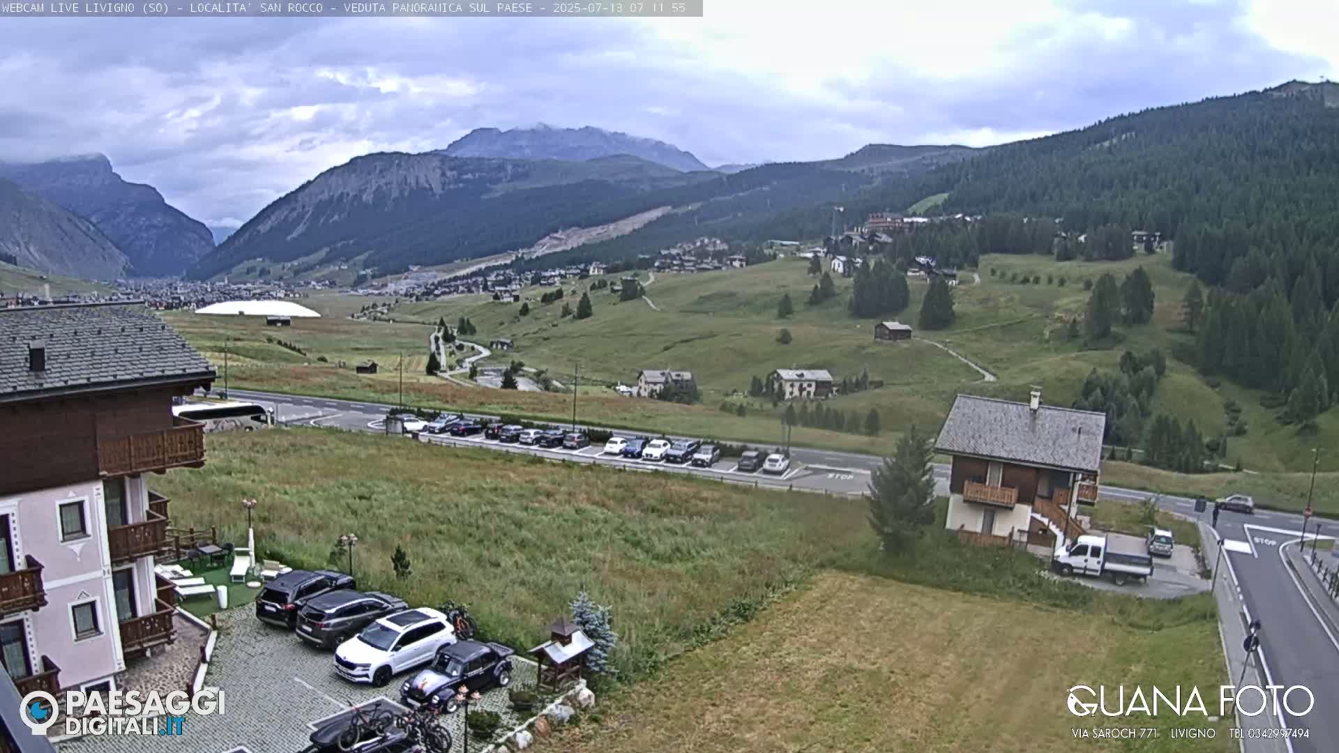 Livigno San Rocco Plateau Live Cam - Sondrio, Lombardy, Italy
