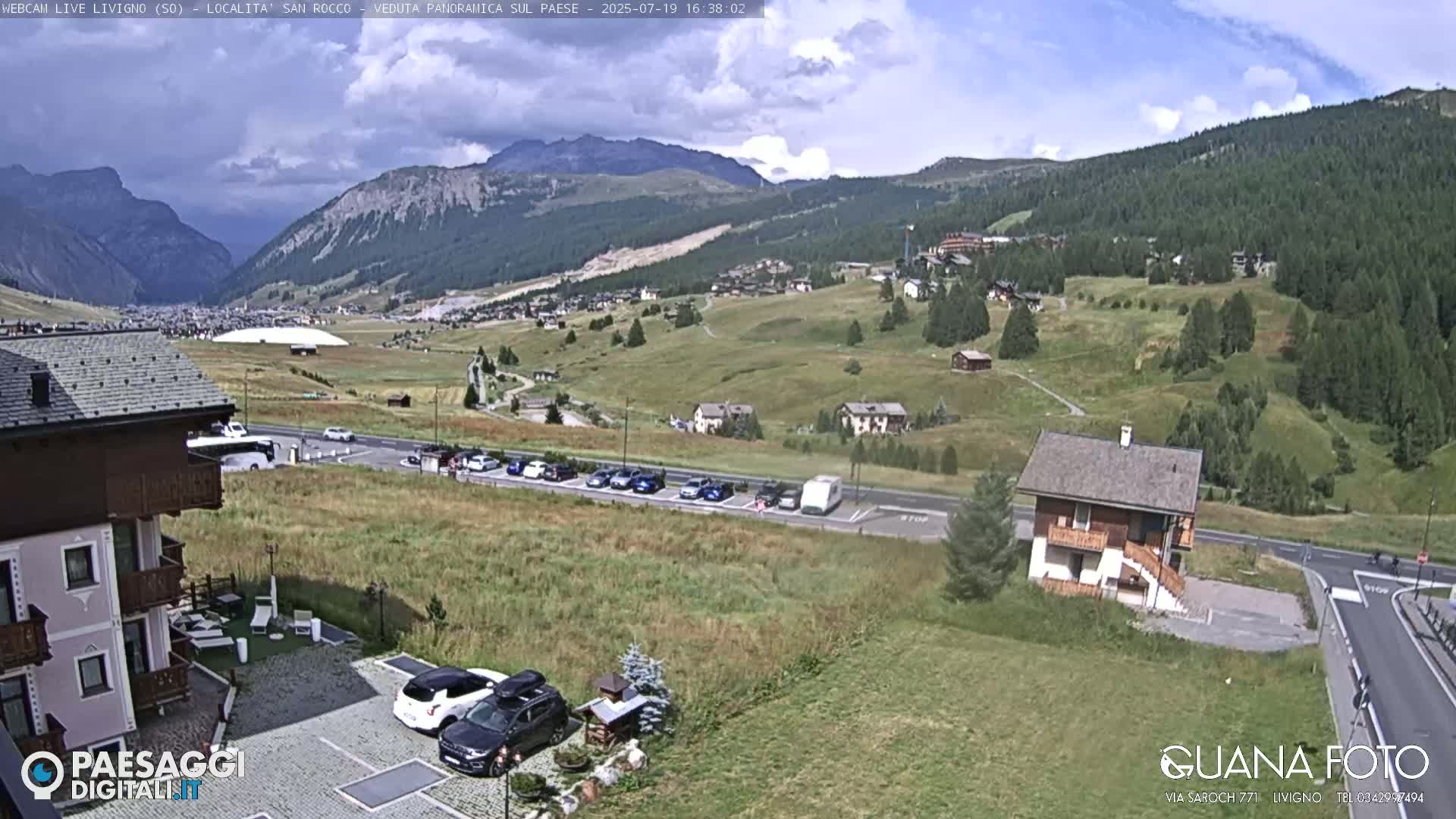 Livigno San Rocco Plateau Live Cam - Sondrio, Lombardy, Italy