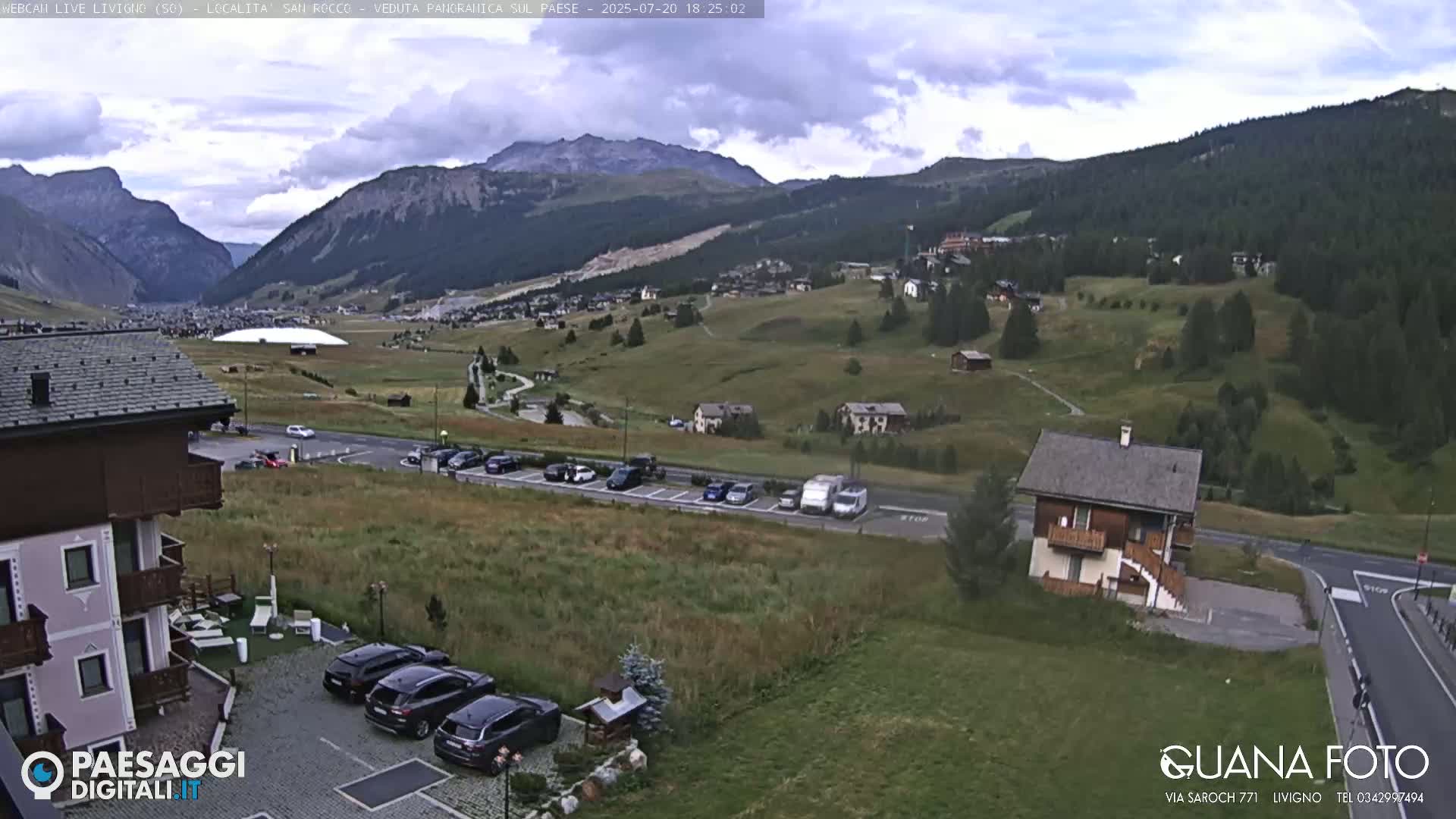 Livigno San Rocco Plateau Live Cam - Sondrio, Lombardy, Italy