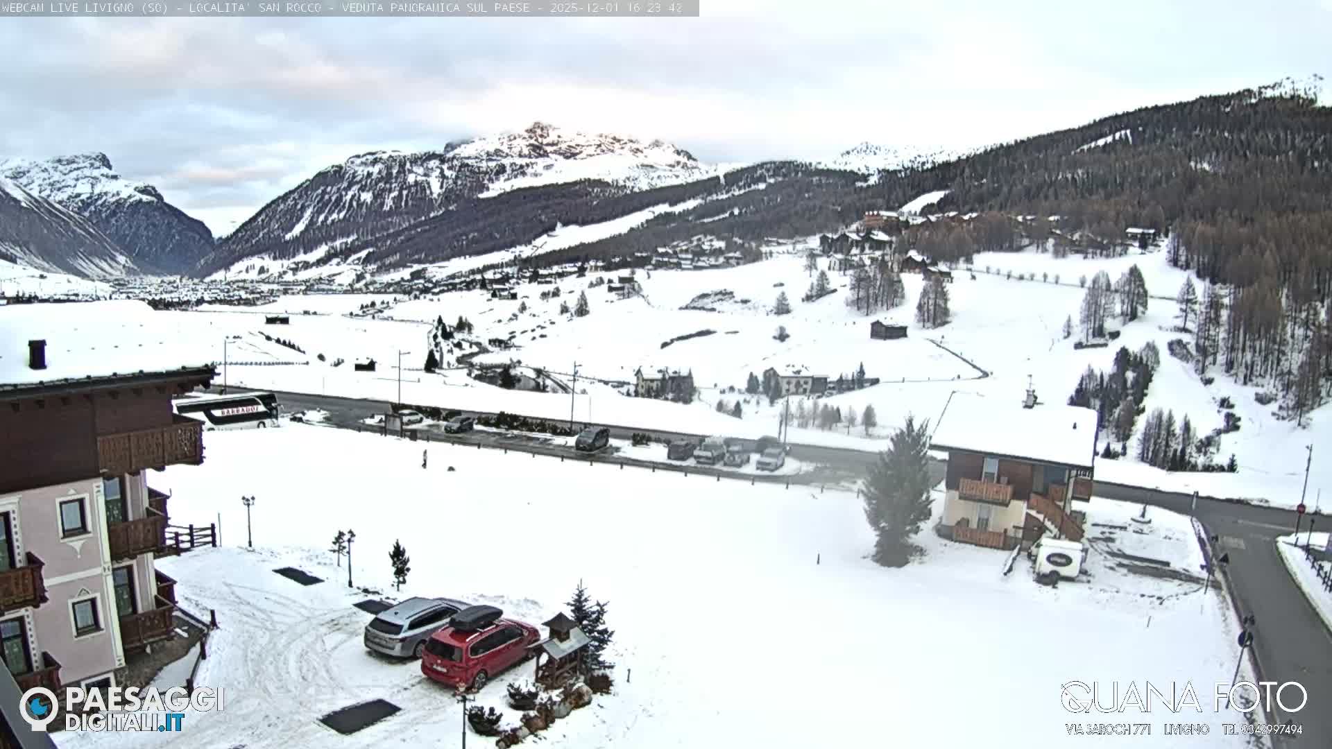 Livigno San Rocco Plateau Live Cam - Sondrio, Lombardy, Italy