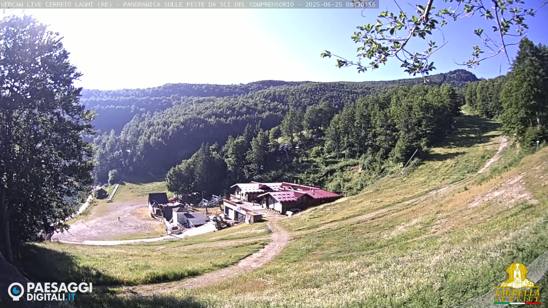 Cerreto Laghi Lakes & Ski Lifts Live Cam -  Reggio Emilia, Emilia-Romagna, Italy