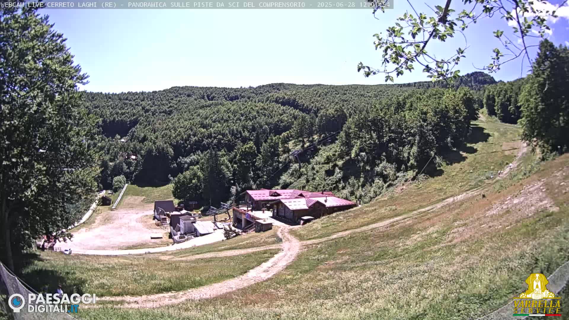 Cerreto Laghi Lakes & Ski Lifts Live Cam -  Reggio Emilia, Emilia-Romagna, Italy