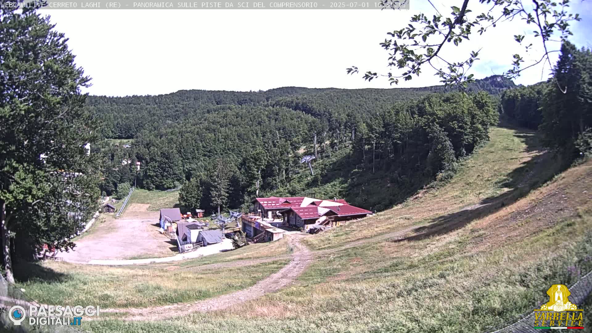 Cerreto Laghi Lakes & Ski Lifts Live Cam -  Reggio Emilia, Emilia-Romagna, Italy