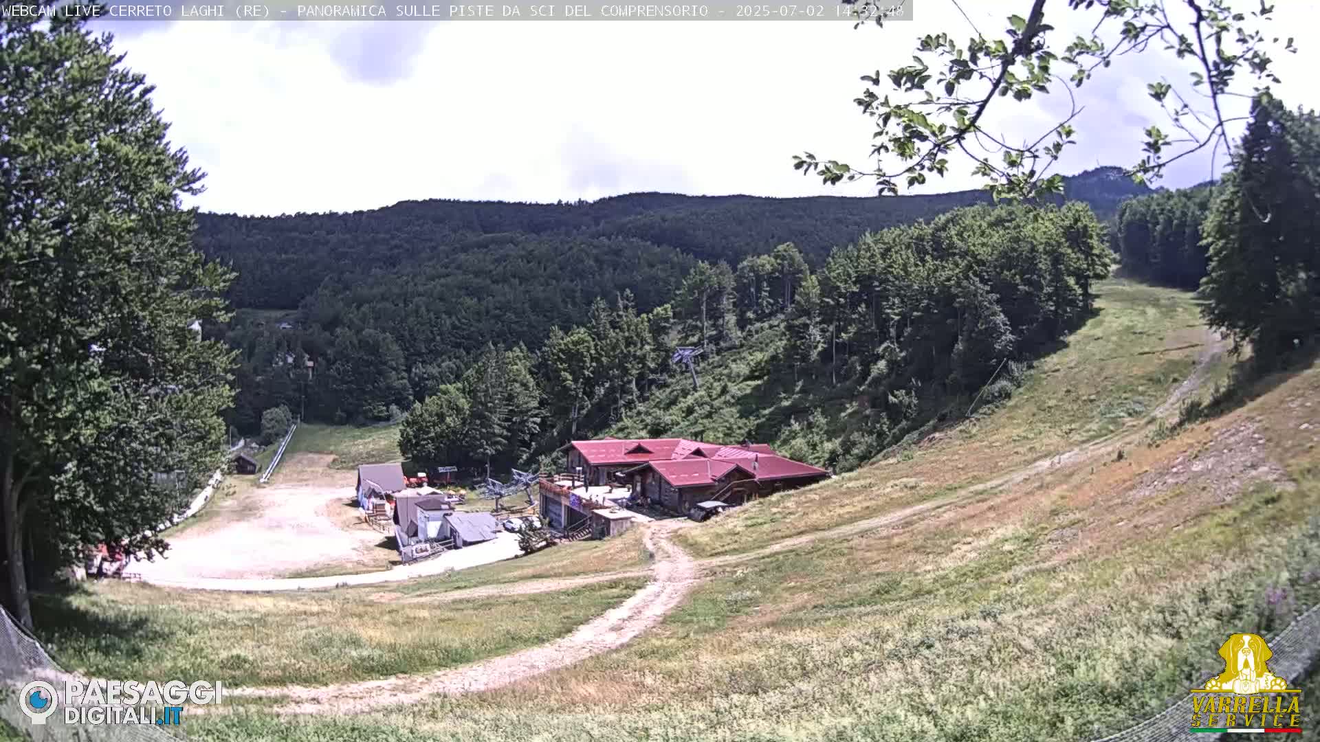 Cerreto Laghi Lakes & Ski Lifts Live Cam -  Reggio Emilia, Emilia-Romagna, Italy