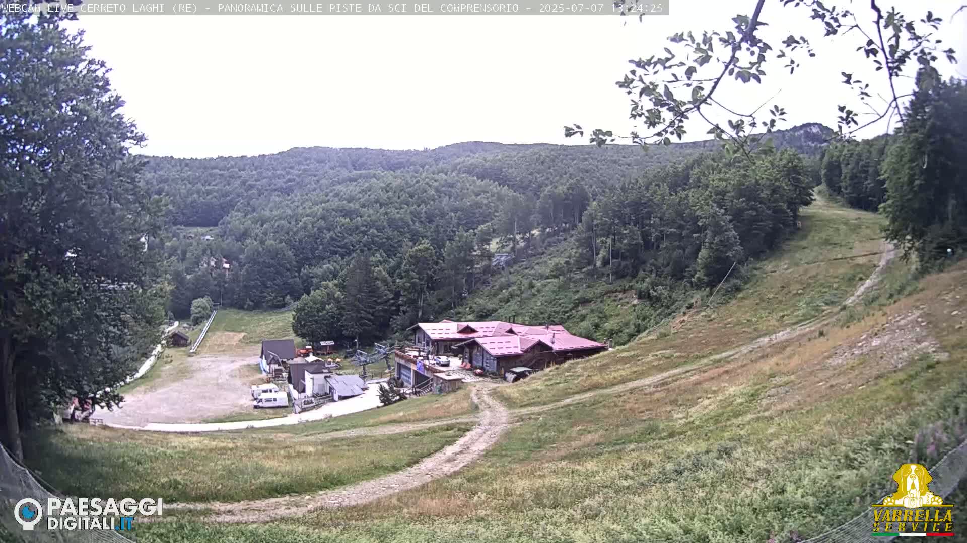Cerreto Laghi Lakes & Ski Lifts Live Cam -  Reggio Emilia, Emilia-Romagna, Italy