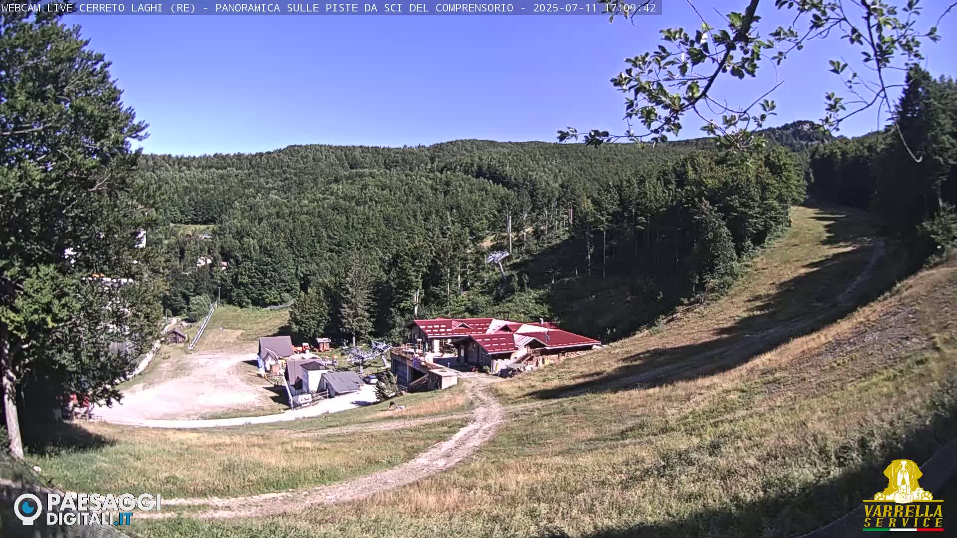 Cerreto Laghi Lakes & Ski Lifts Live Cam -  Reggio Emilia, Emilia-Romagna, Italy