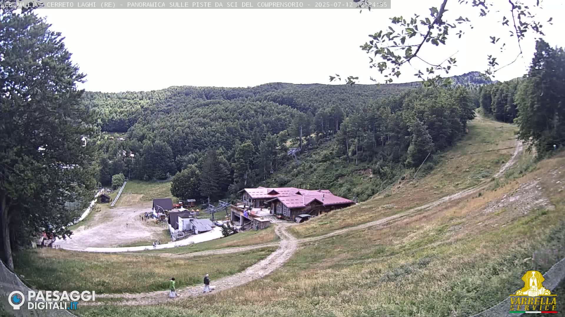 Cerreto Laghi Lakes & Ski Lifts Live Cam -  Reggio Emilia, Emilia-Romagna, Italy