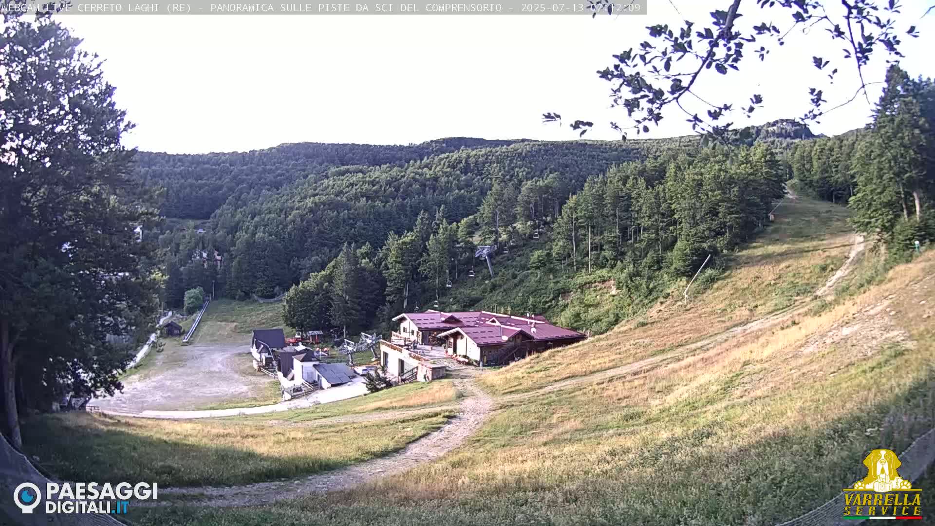 Cerreto Laghi Lakes & Ski Lifts Live Cam -  Reggio Emilia, Emilia-Romagna, Italy