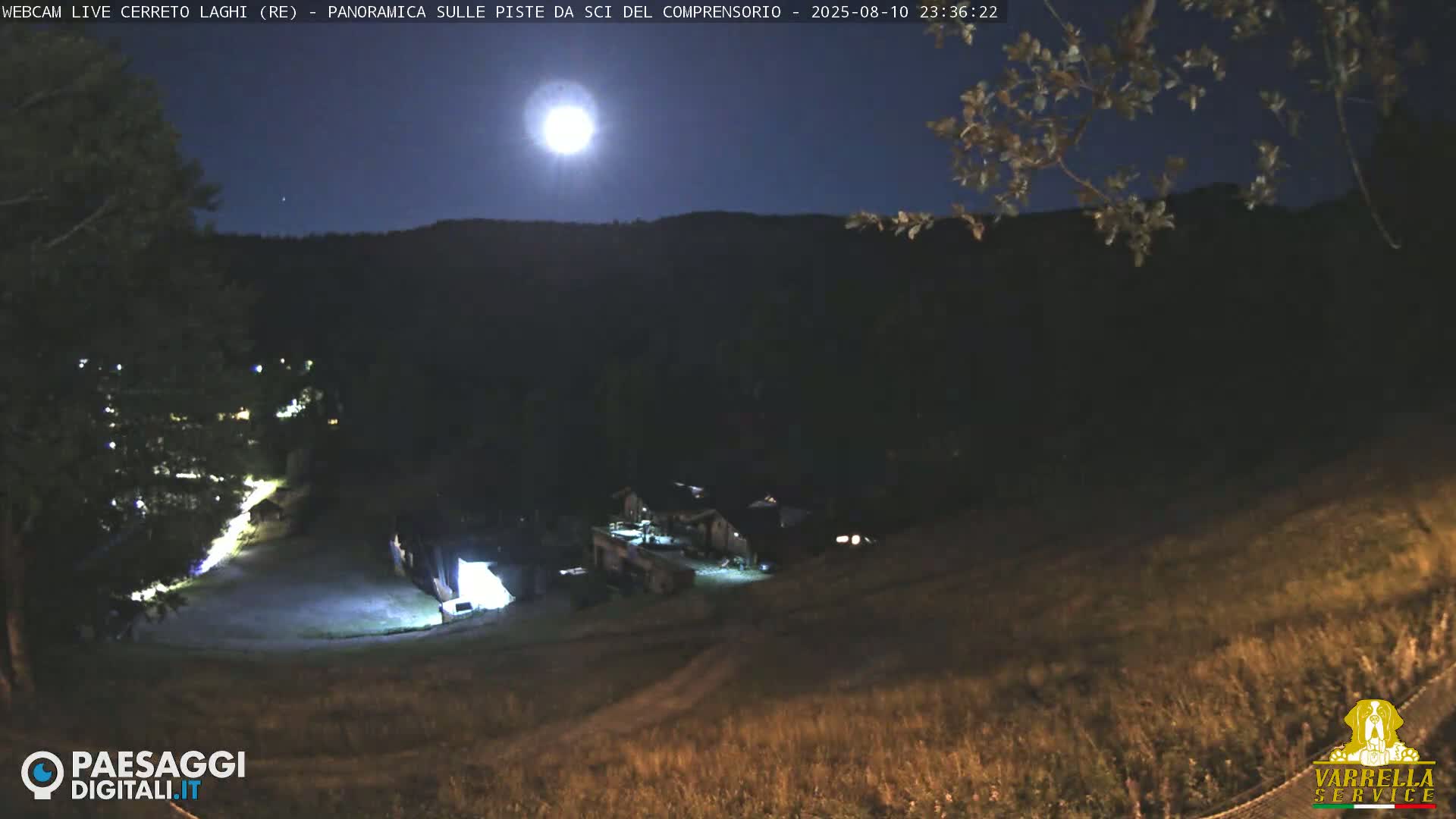 Cerreto Laghi Lakes & Ski Lifts Live Cam -  Reggio Emilia, Emilia-Romagna, Italy
